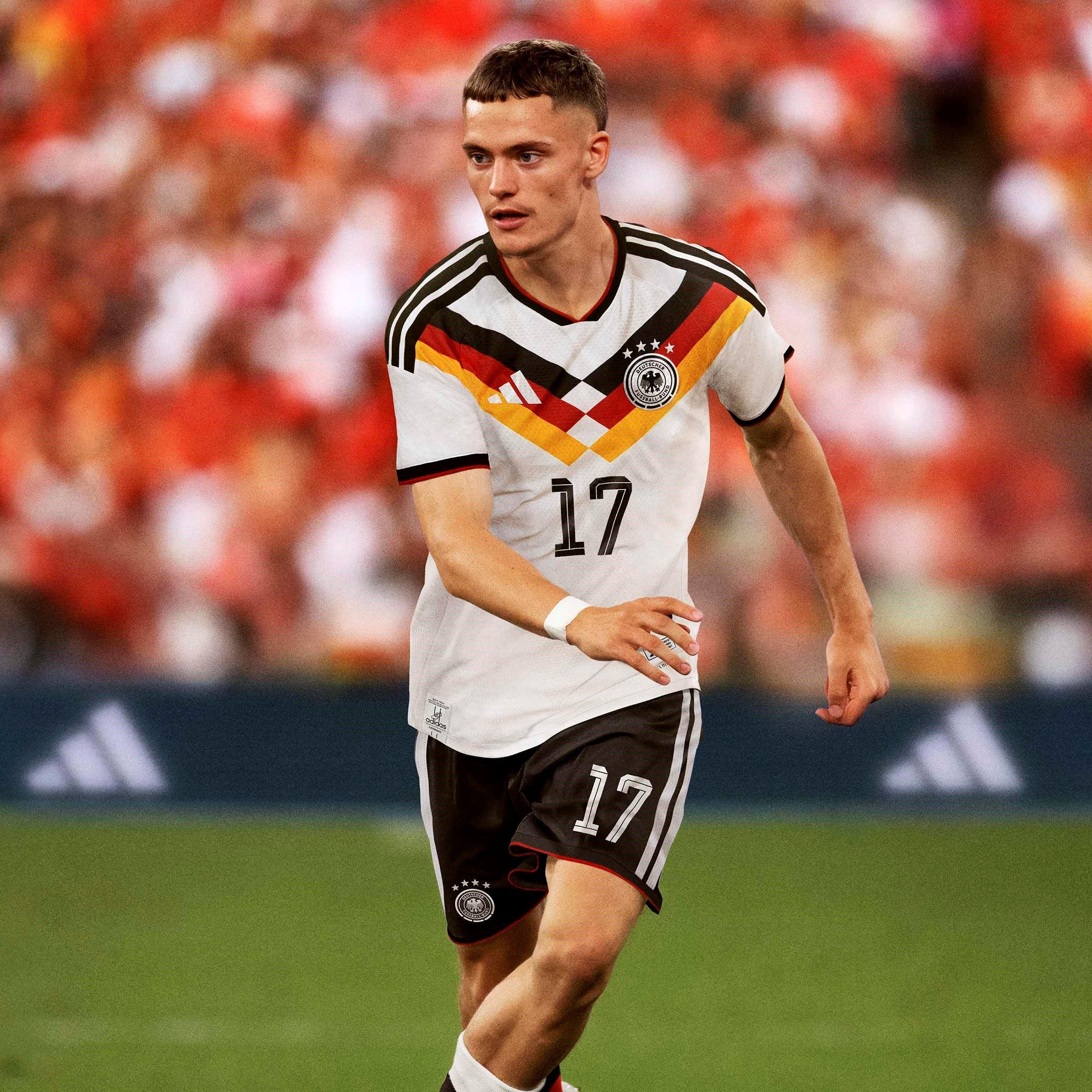 Hvid/Sort - adidas - Germany Authentic Home Shirt World Cup 2026 Mens - 10