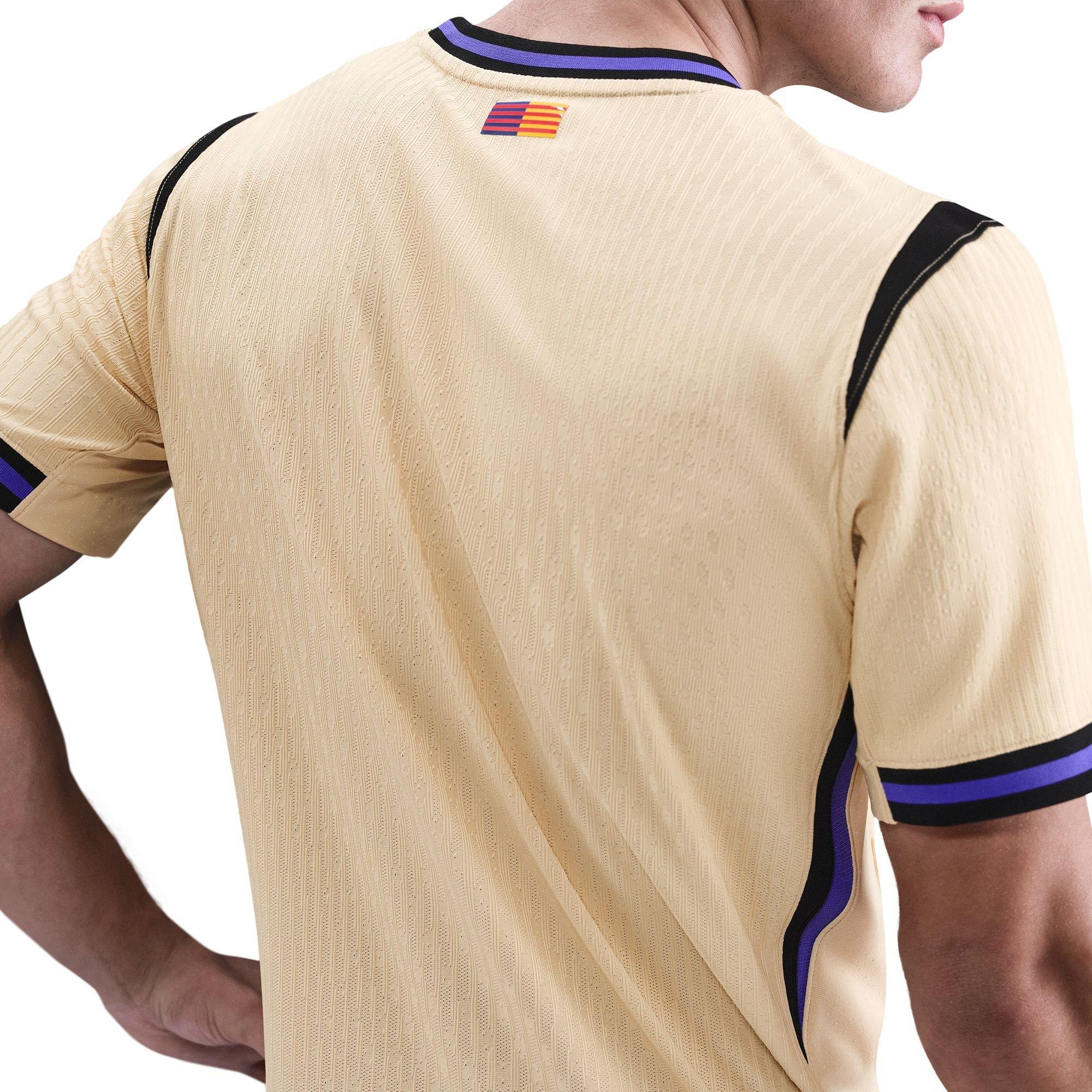 Team Gold/Tea - Nike - Nike Fcb M Nk Dfadv Sn99 - 4
