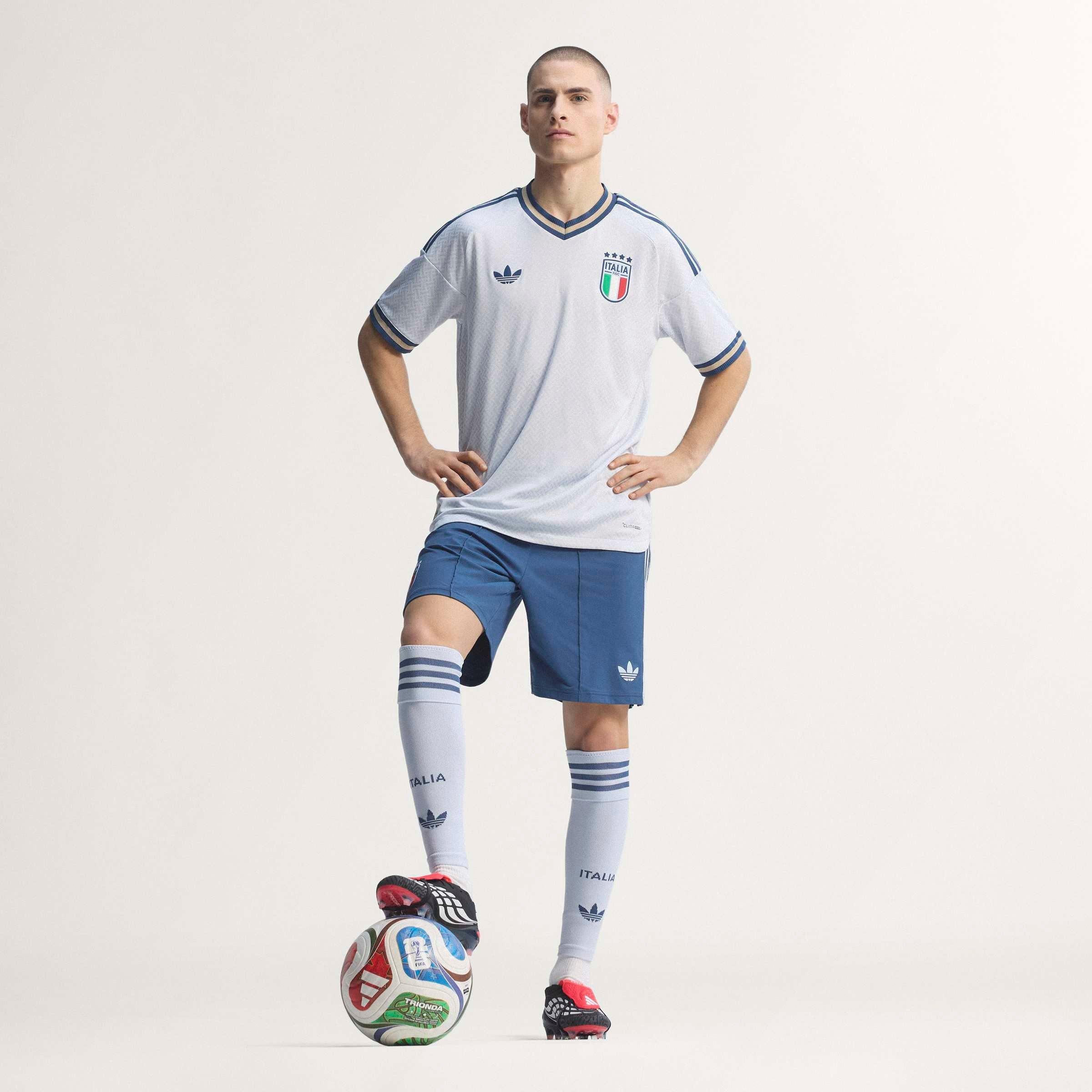 Blå/Hvid - adidas - Italy Authentic Away Shirt World Cup ™ 2026 Adults - 15