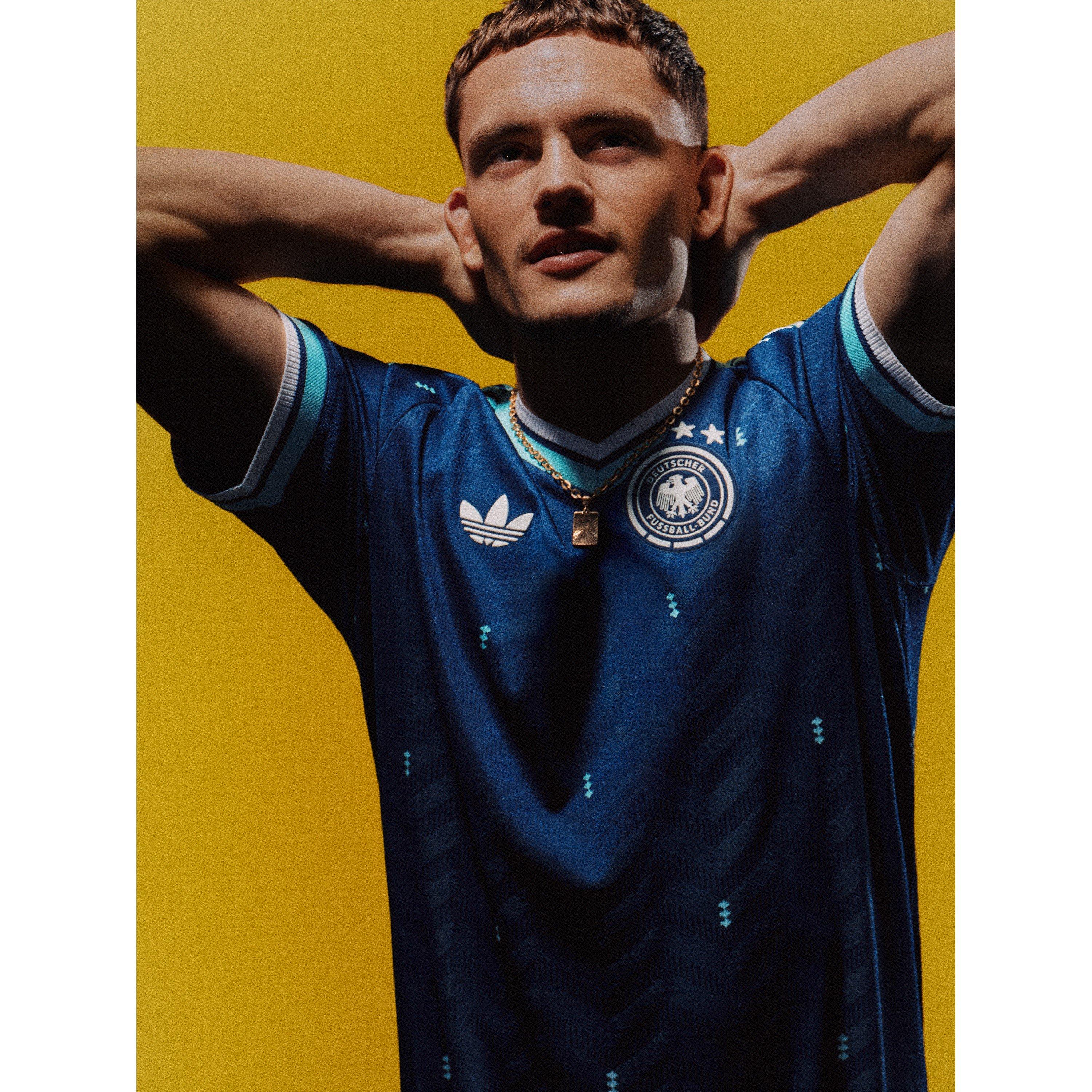 Marineblå/sort - adidas - Germany Authentic Away Shirt World Cup ™ 2026 Adults - 16