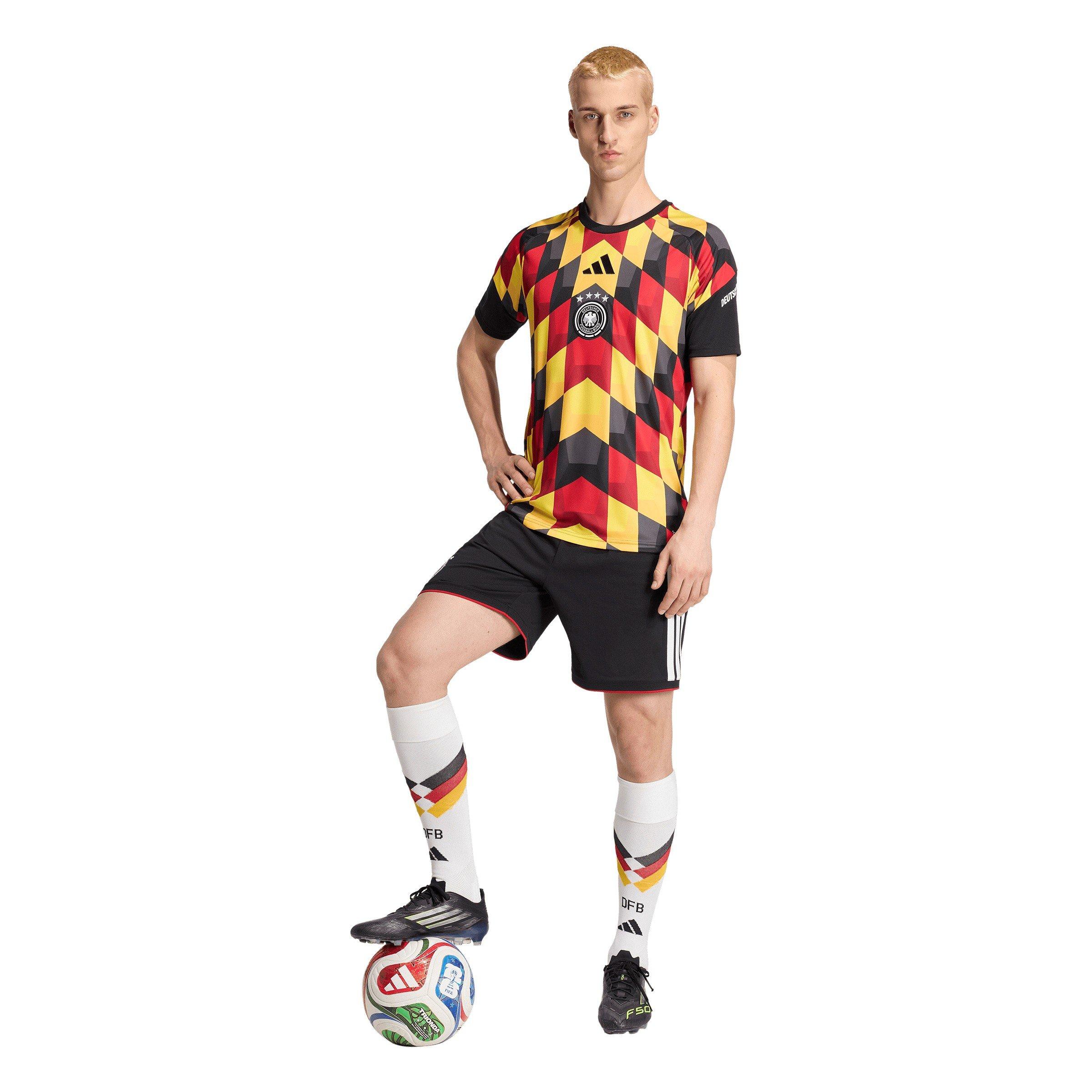 Noir/Jaune - adidas - Mens Germany 2026 Pre-Match Short Sleeve T-Shirt - 7
