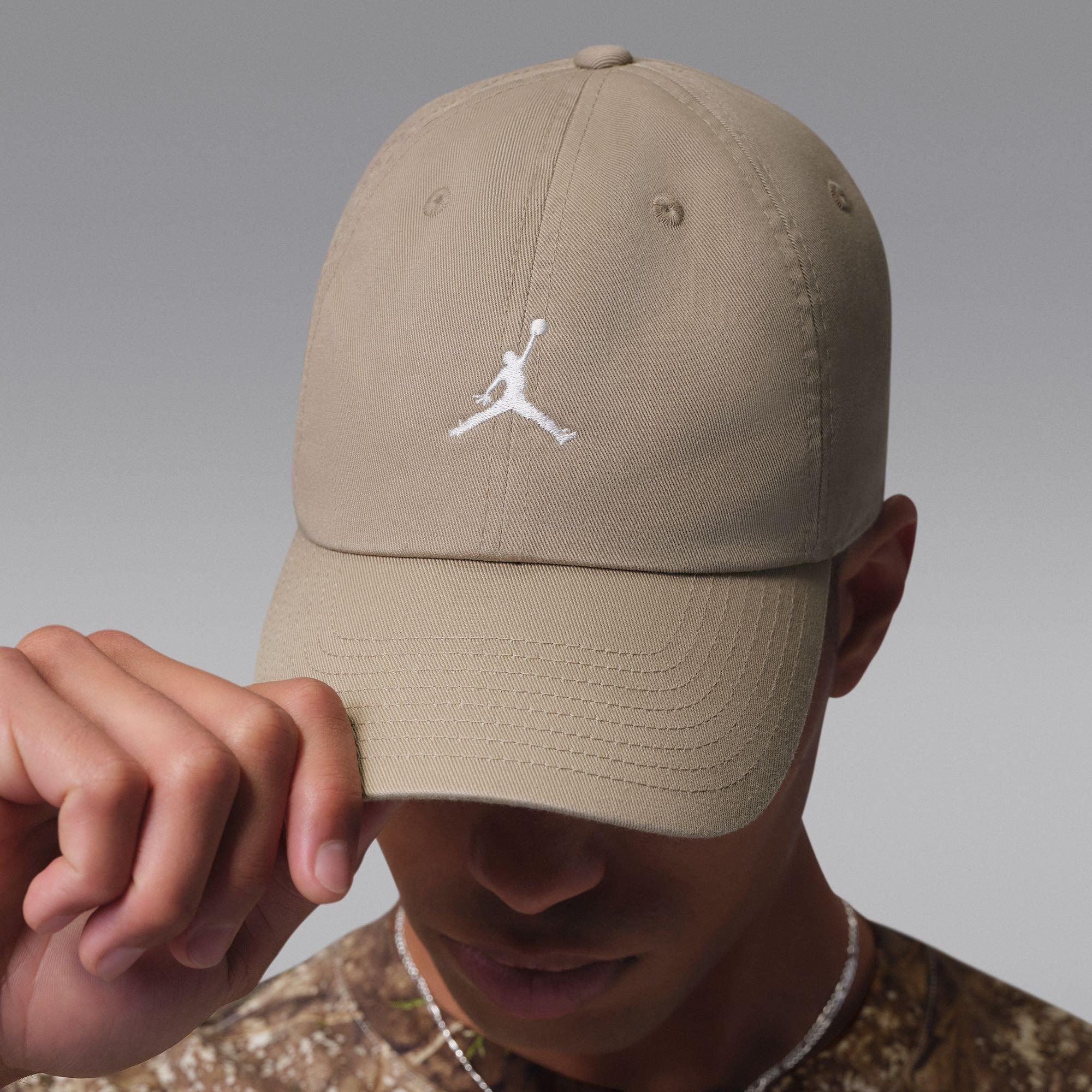 Khaki/Sail - Nike - Nike U J Club Cap US 64 - 6