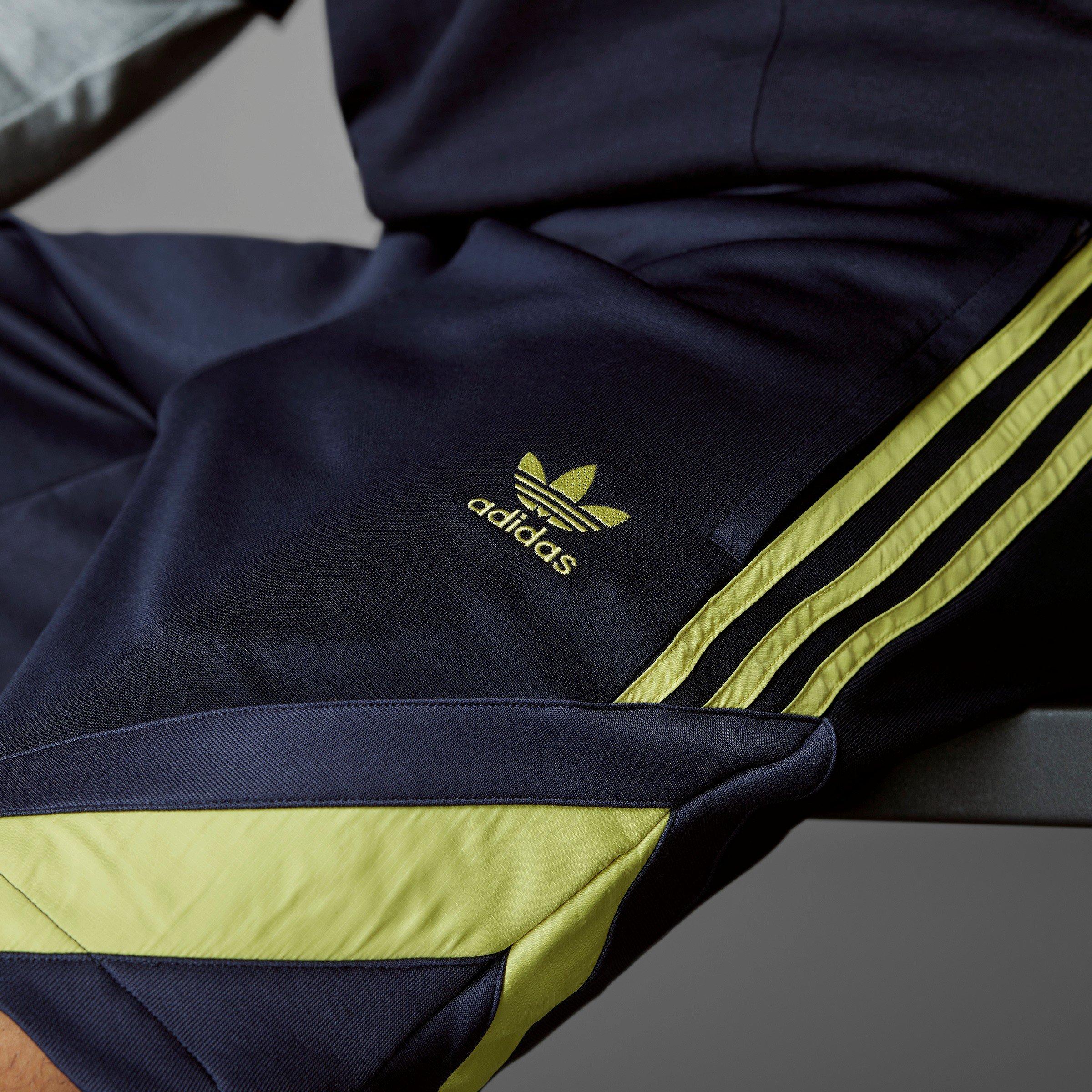 Legend Ink - adidas - Juve Og Sho Football Short Mens - 10