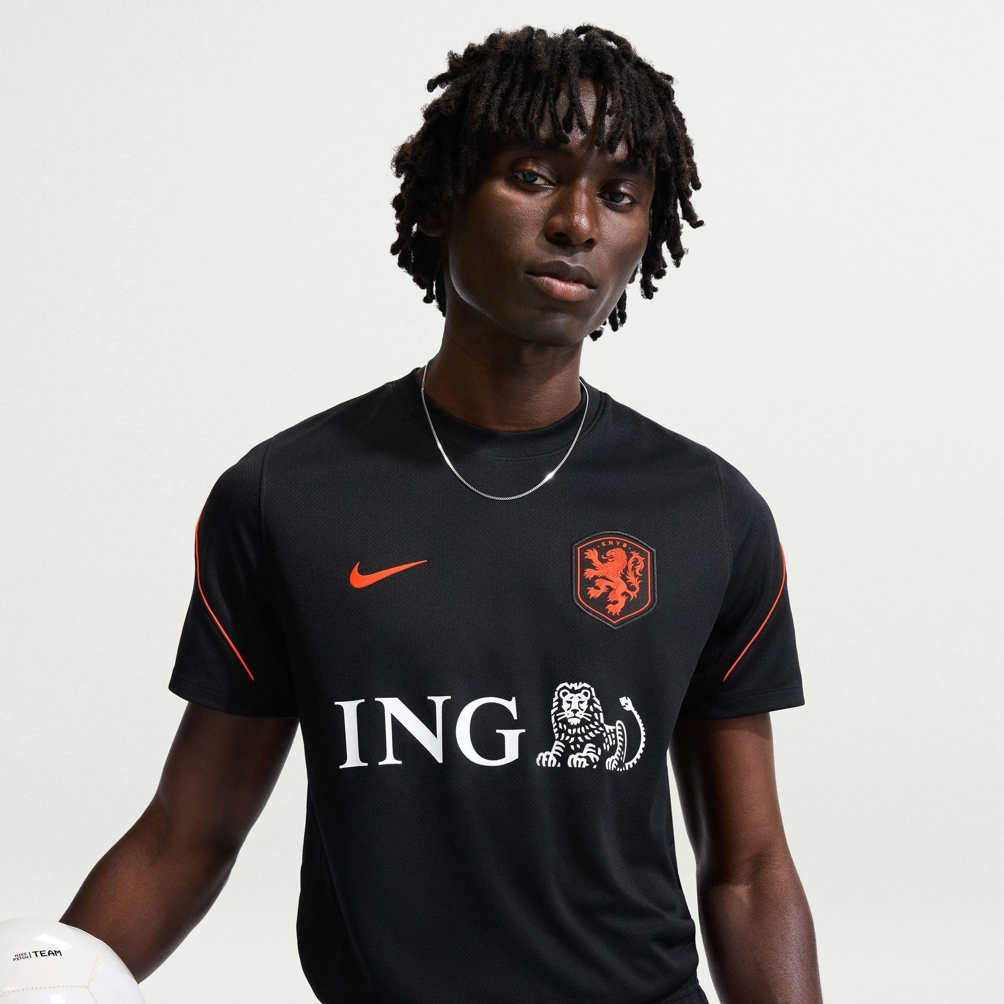 Crno/Crveno - Nike - Men's Netherlands Short Sleeve T-Shirt - 4