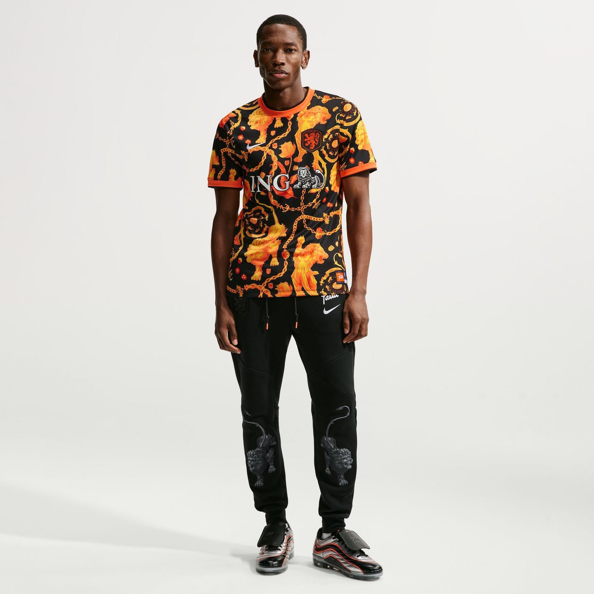 Sort/Hvid - Nike - Mens Netherlands Pre-Match 2026 T-Shirt - 5