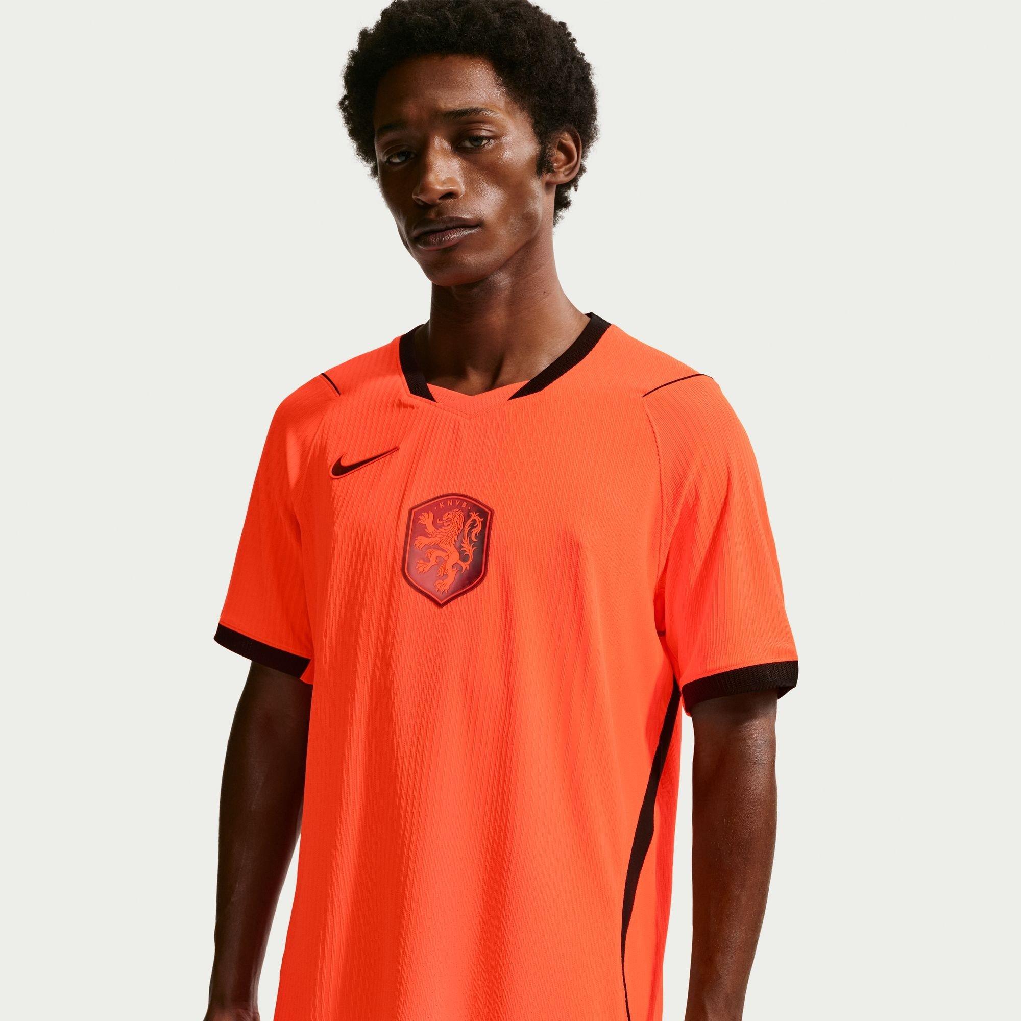Oranje/Zwart - Nike - Men's Netherlands FIFA World Cup 2026™ Football Shirt - 3