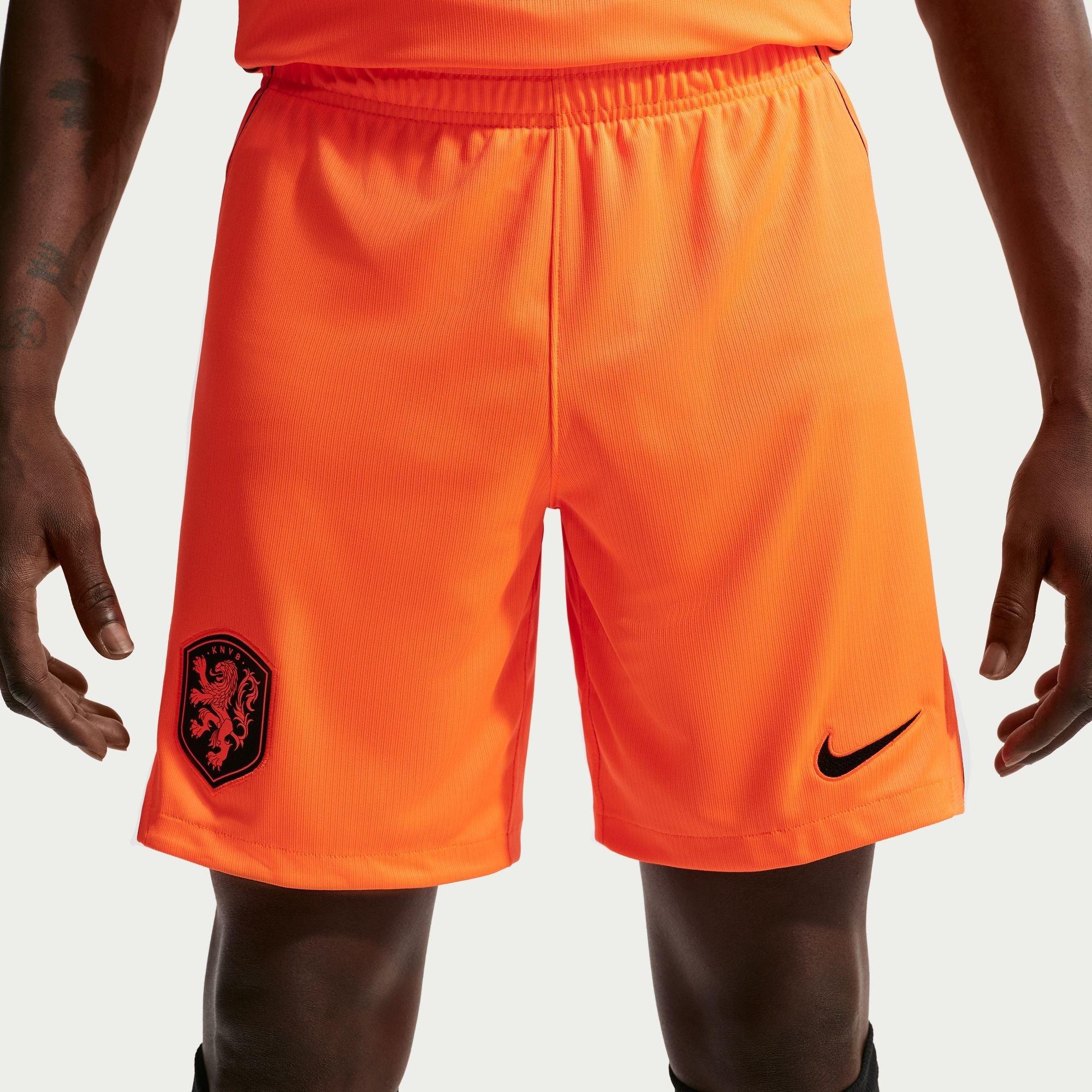 Nike Men's Netherlands Fifa World Cup 2026™ Football Shorts - Orange/Black - M