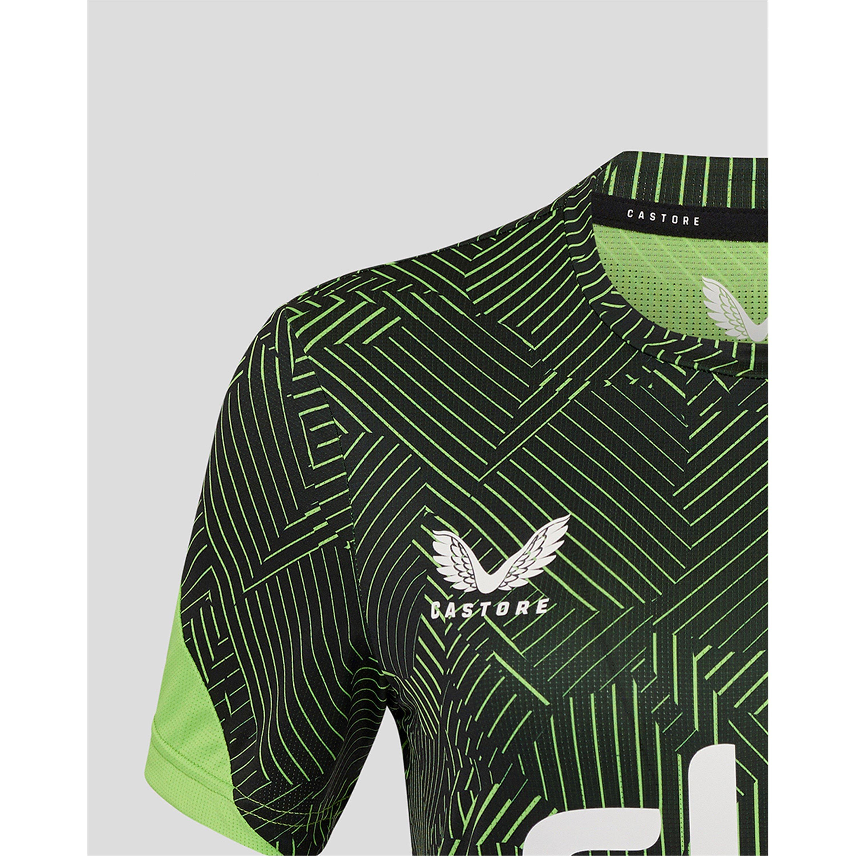 Cavier/Green - Castore - Ireland Matchday 2025 Ladies Football T-Shirt - 3