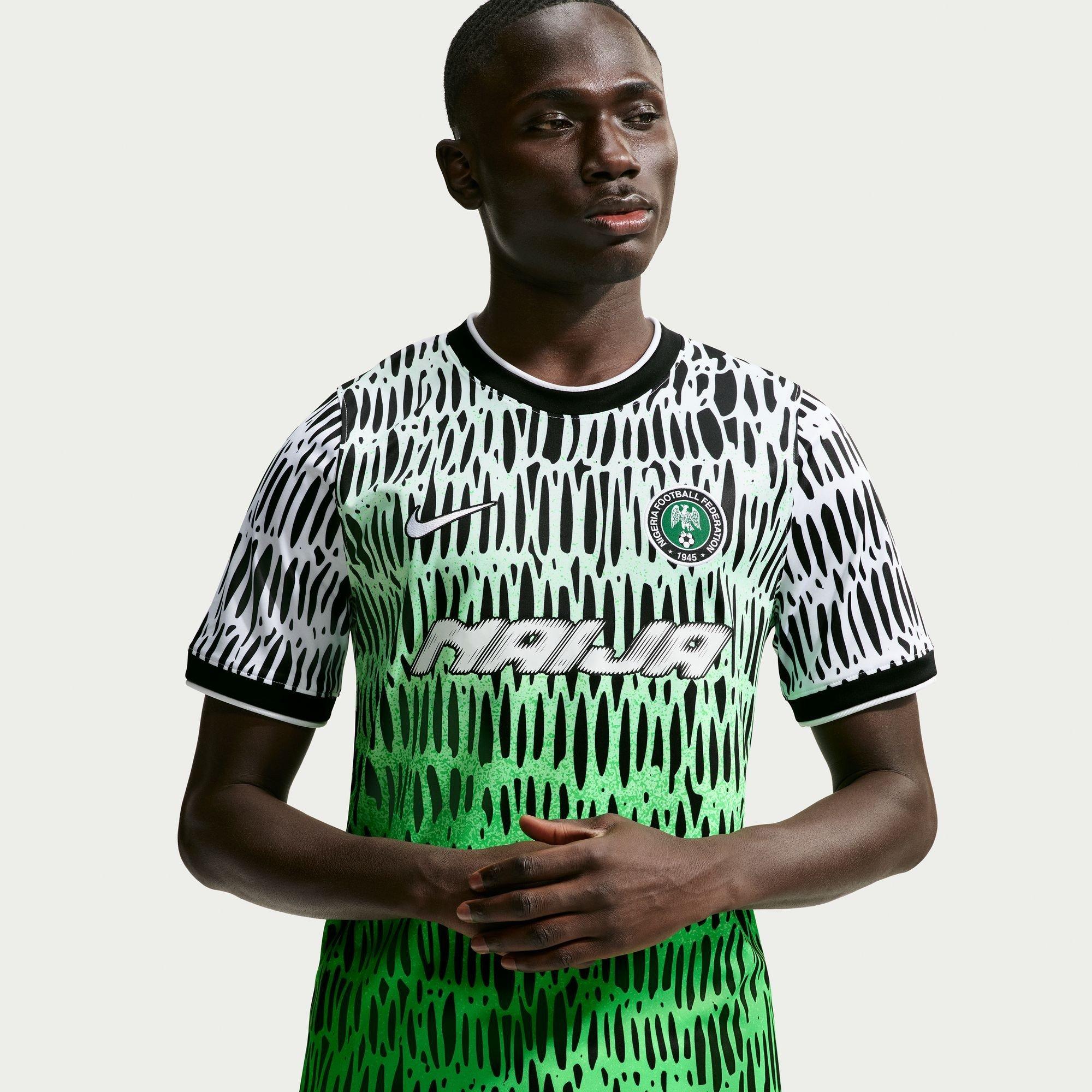 Nike Mens Nigeria Pre-Match 2026 T-Shirt