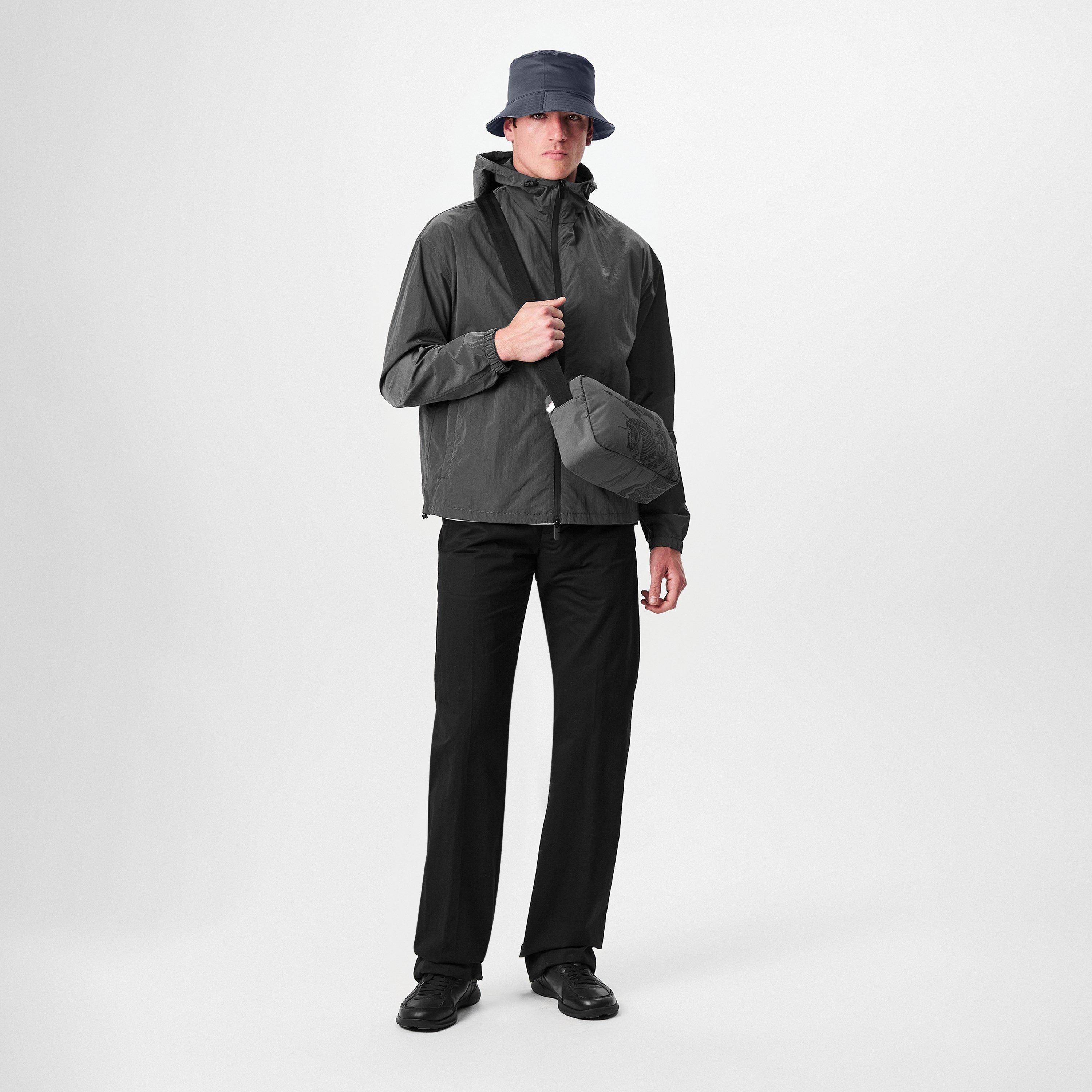 Magnet - Burberry - Men's Burb Reversible Bucket Hat - 4