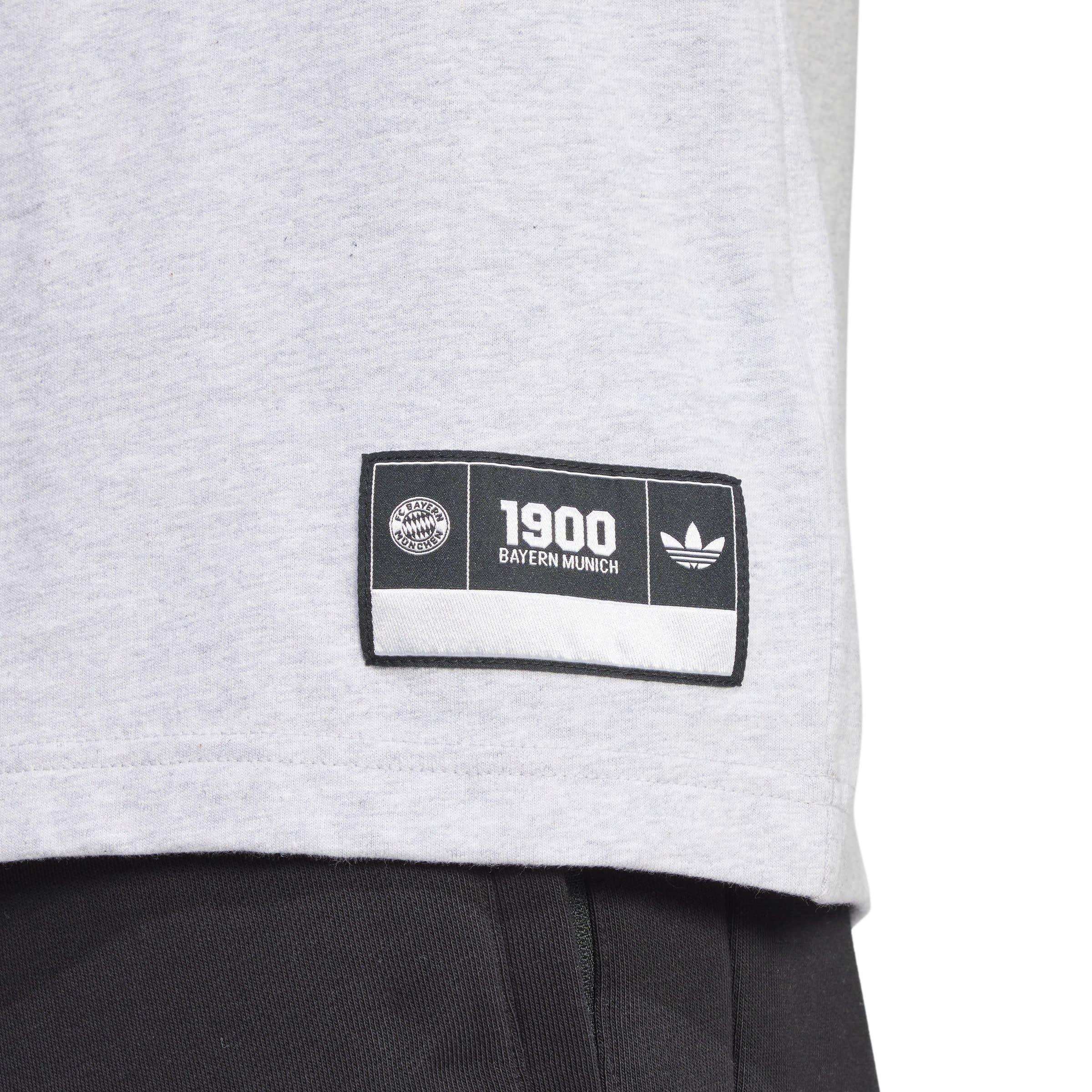 Tシャツ・カットソー adidas originals FC Bayern Muenchen VRCT Tee - white/gray adidas | FC Bayern VRCT Tee | Licensed Short Sleeve T-Shirts