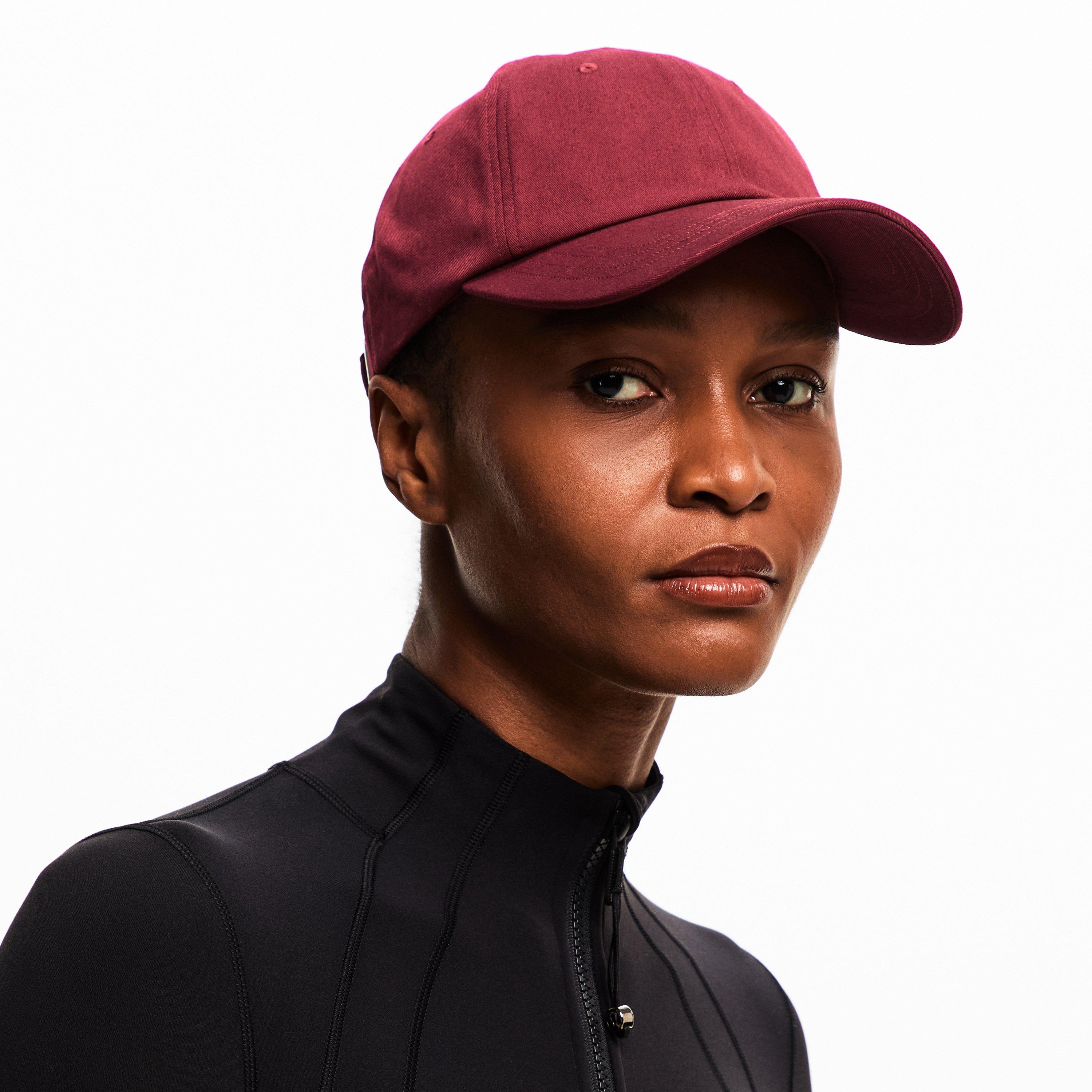 Burgundy Bay - Lululemon - LLM Classic BCap Ld62 - 3