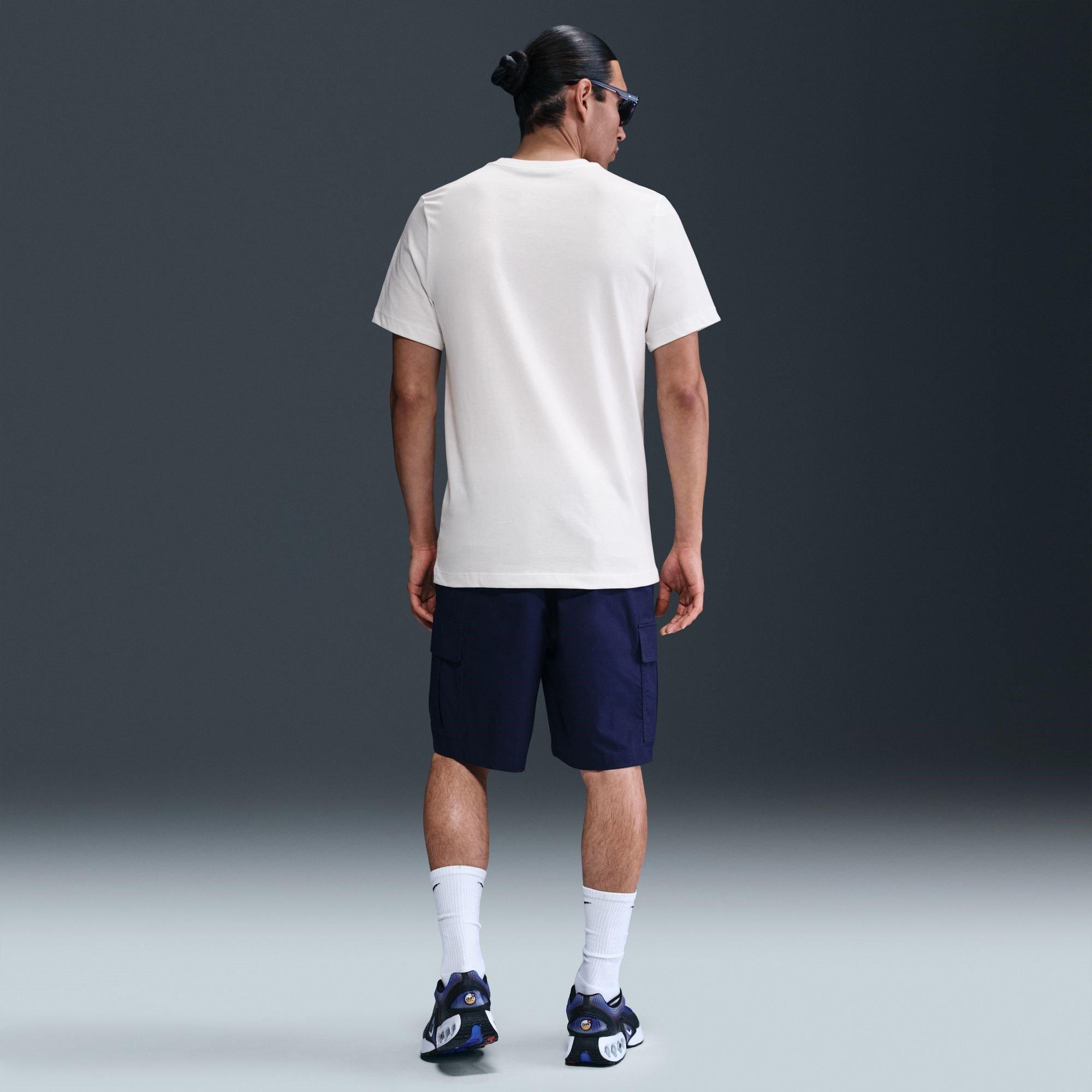 White - Nike - Tottenham Hotspur FC Crest T-Shirt Adults - 8