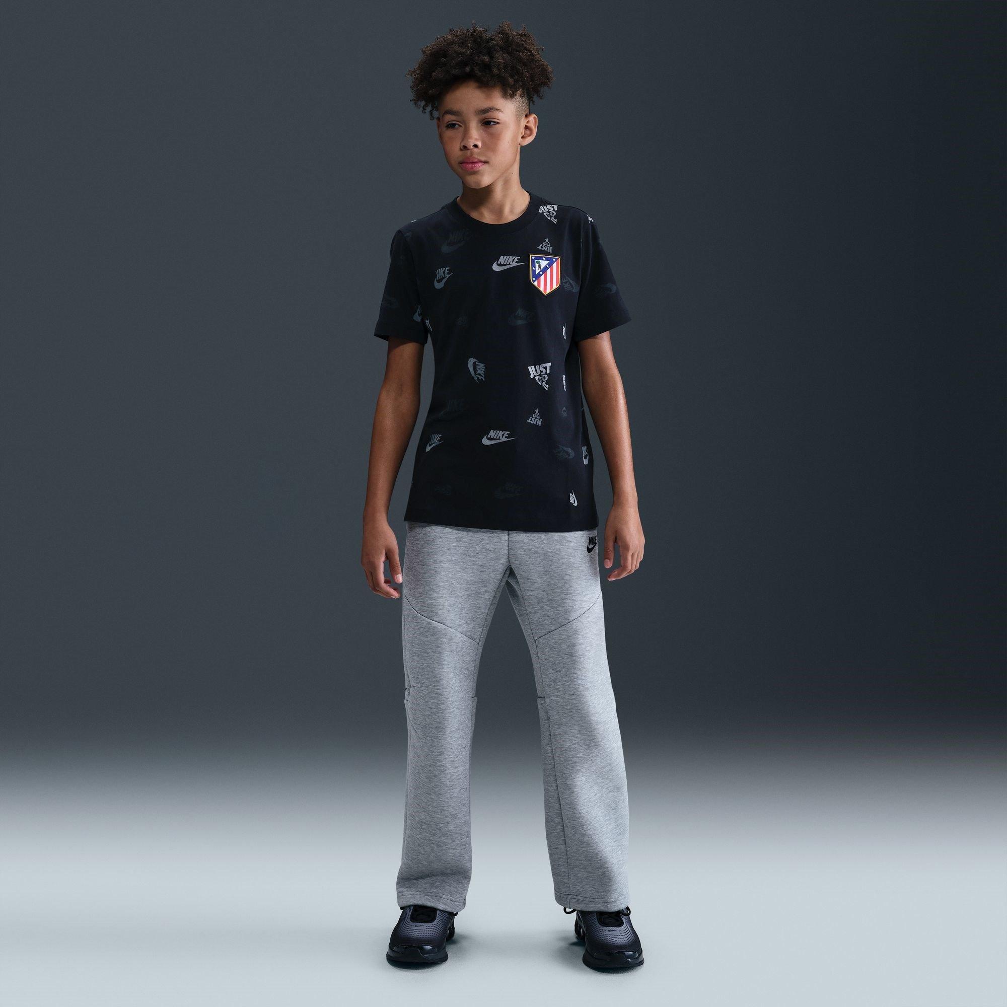 Black - Nike - Atletico Madrid Crest T-Shirt Juniors - 7