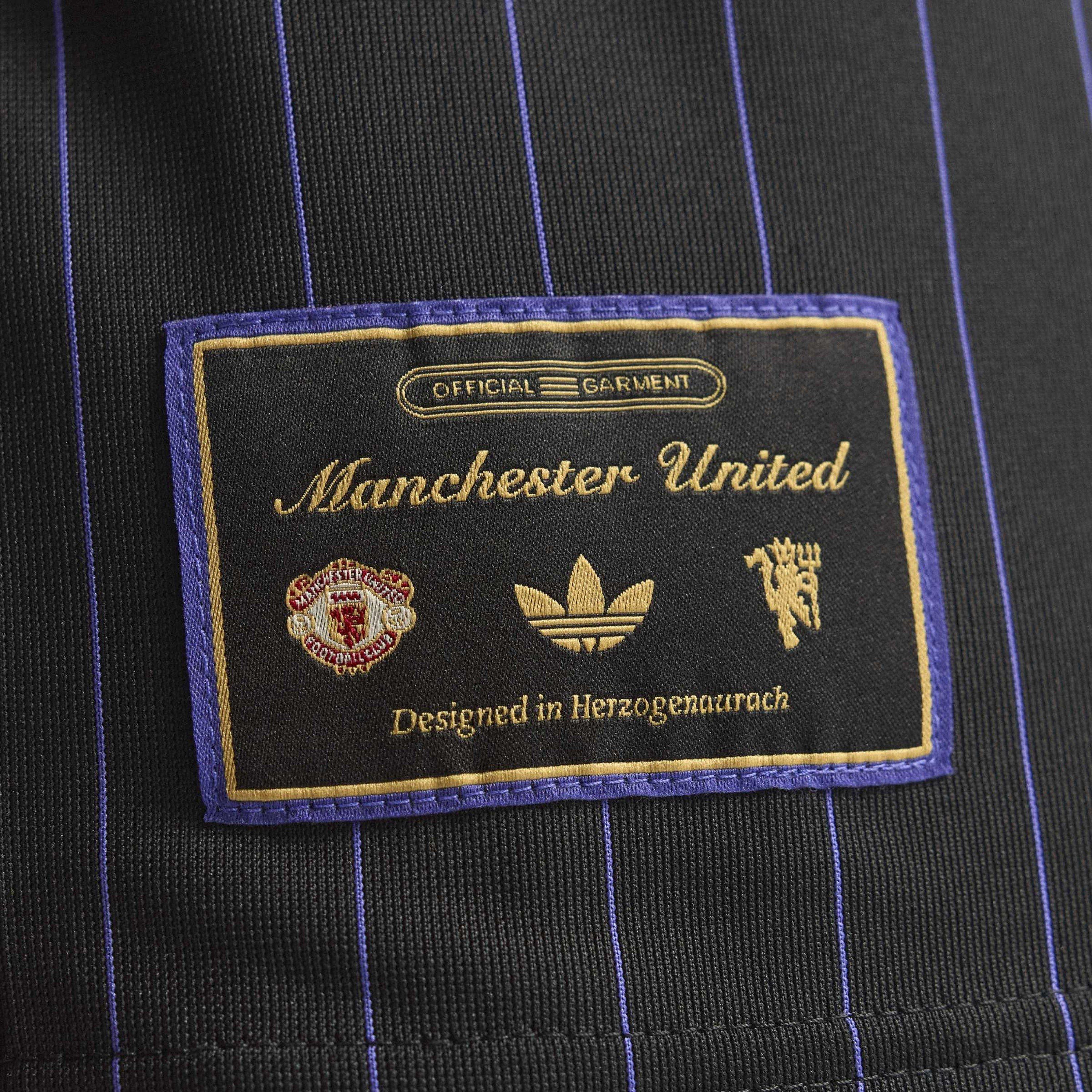 Negro - adidas - Manchester United Terrace Icons Shirt Adults - 16