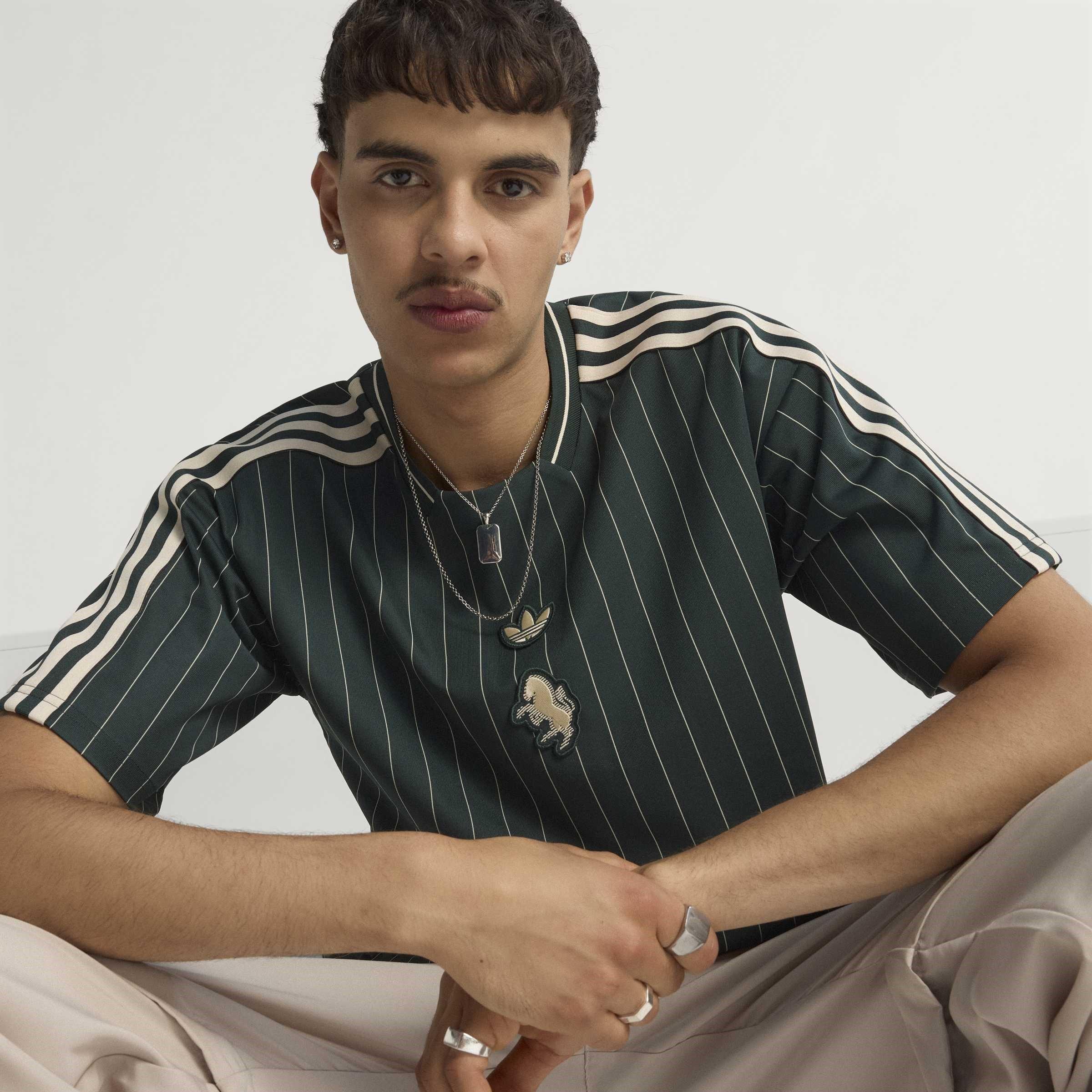 Vert - adidas - Juventus Terrace Icons Shirt Adults - 13