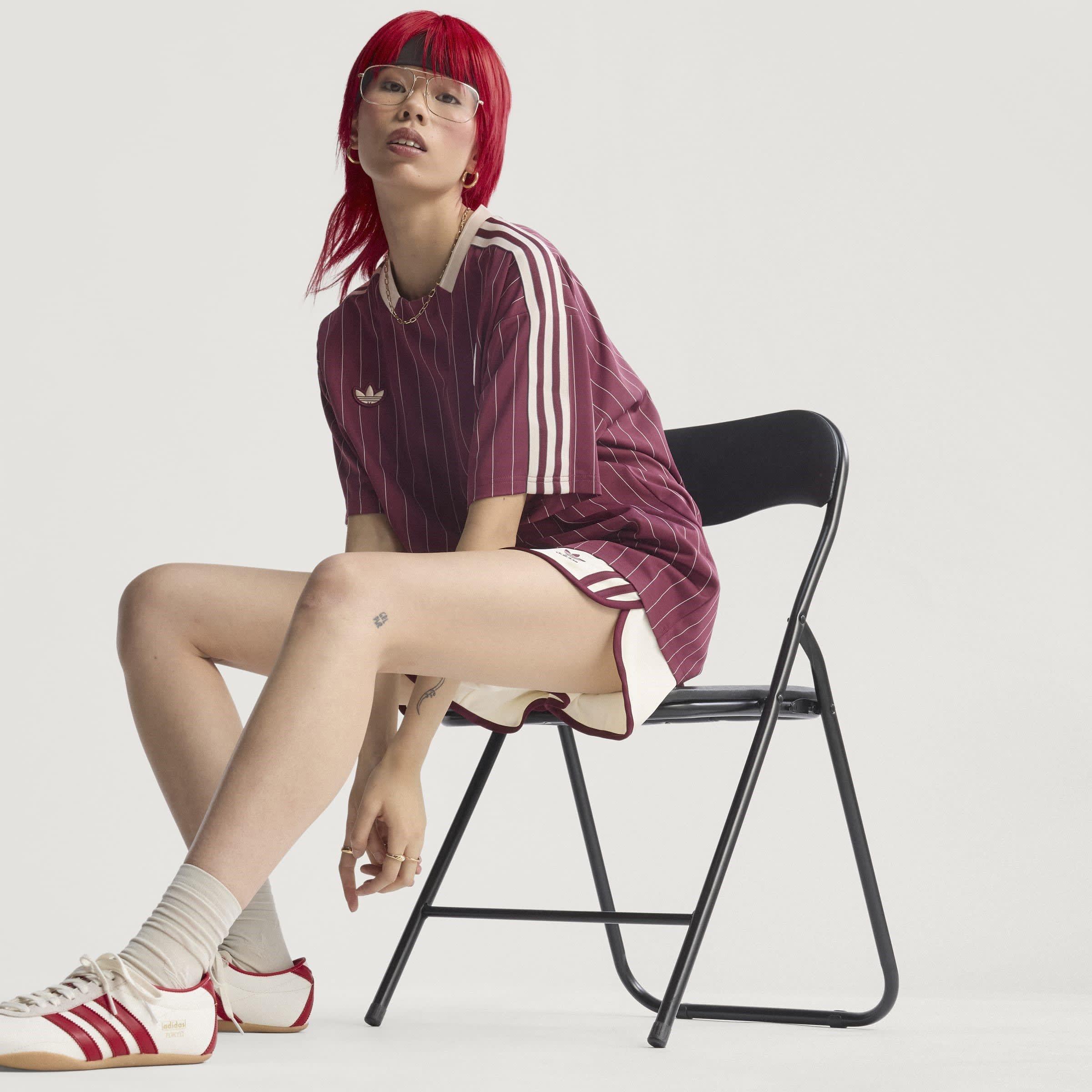 Bourgondië - adidas - Ajax Originals Icons T-Shirt Adults - 13