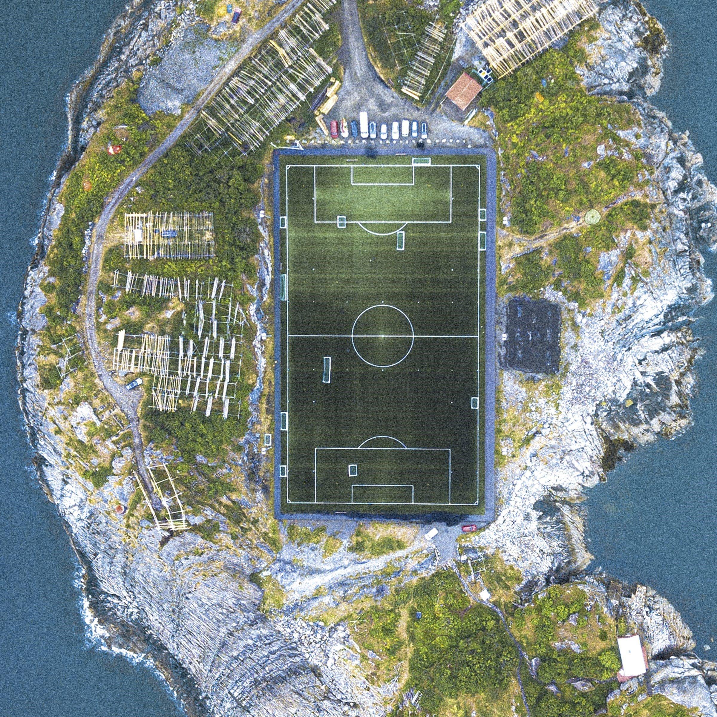 Colleg Red - adidas - Manchester United Long sleeve Football Kit 2023 2023 Mens - 9