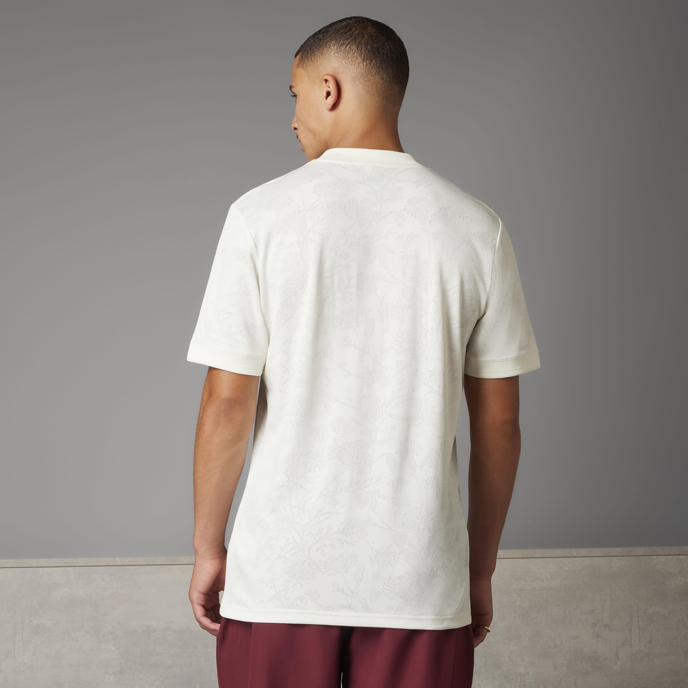 Weiß - adidas - FC Bayern Lifestyler Football Shirt 2023 2024 Adults - 7