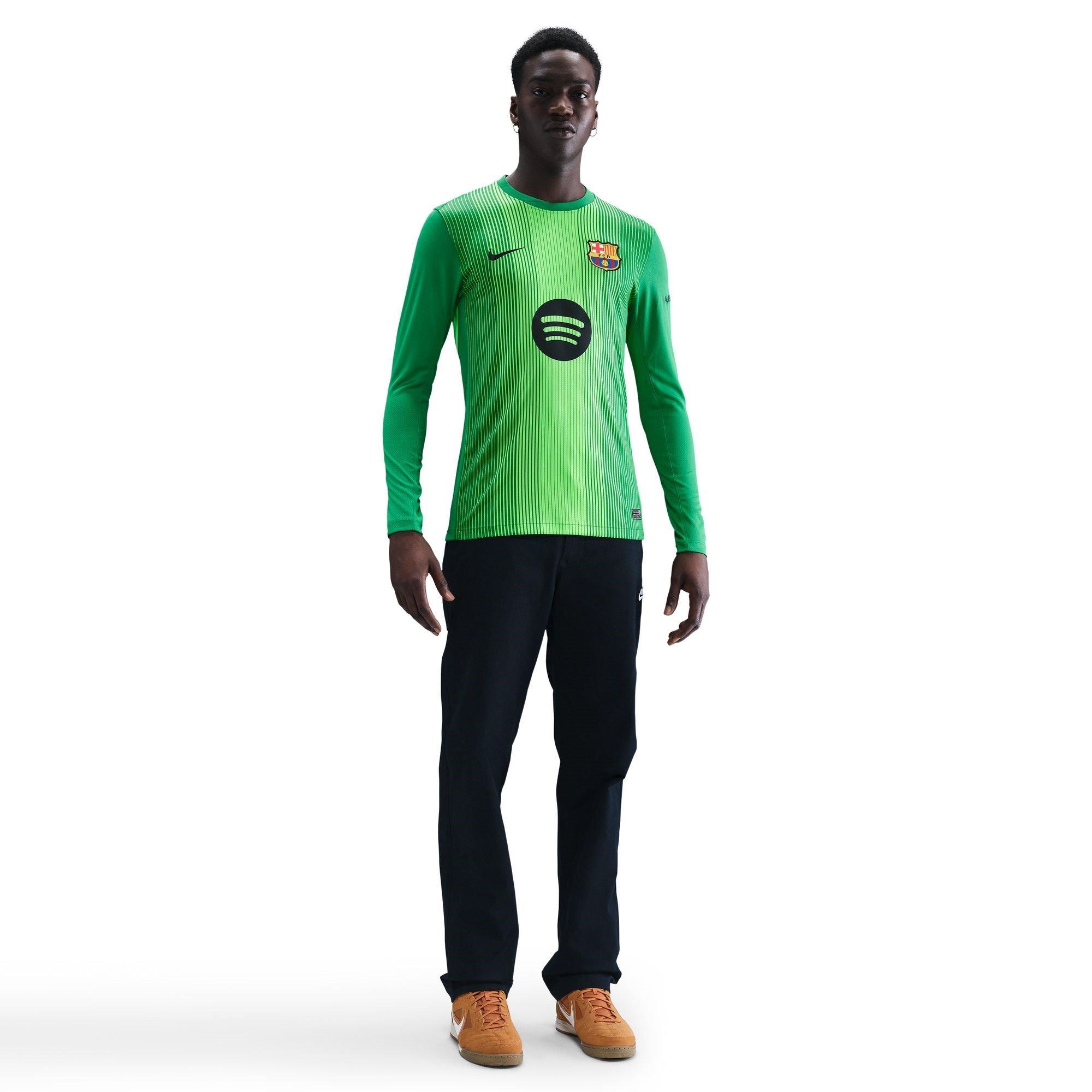 Green - Nike - Barcelona Long Sleeve Goalkeeper Shirt 2025 2026 Mens - 4