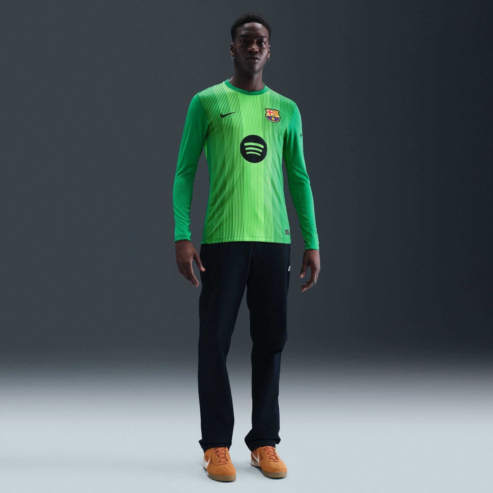 Green - Nike - Barcelona Long Sleeve Goalkeeper Shirt 2025 2026 Mens - 7