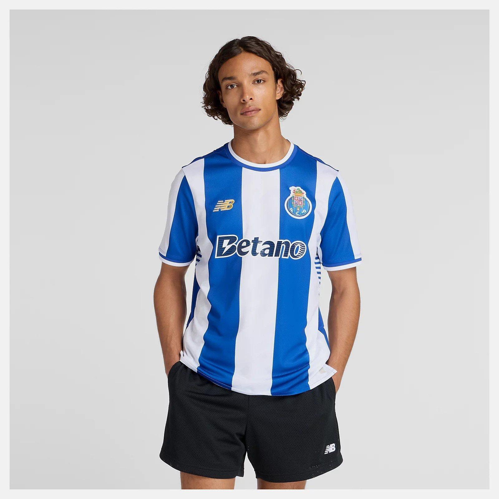 Maillot de foot Porto 2021 2022 third rose Maillot de foot Porto 2021 2022 third rose