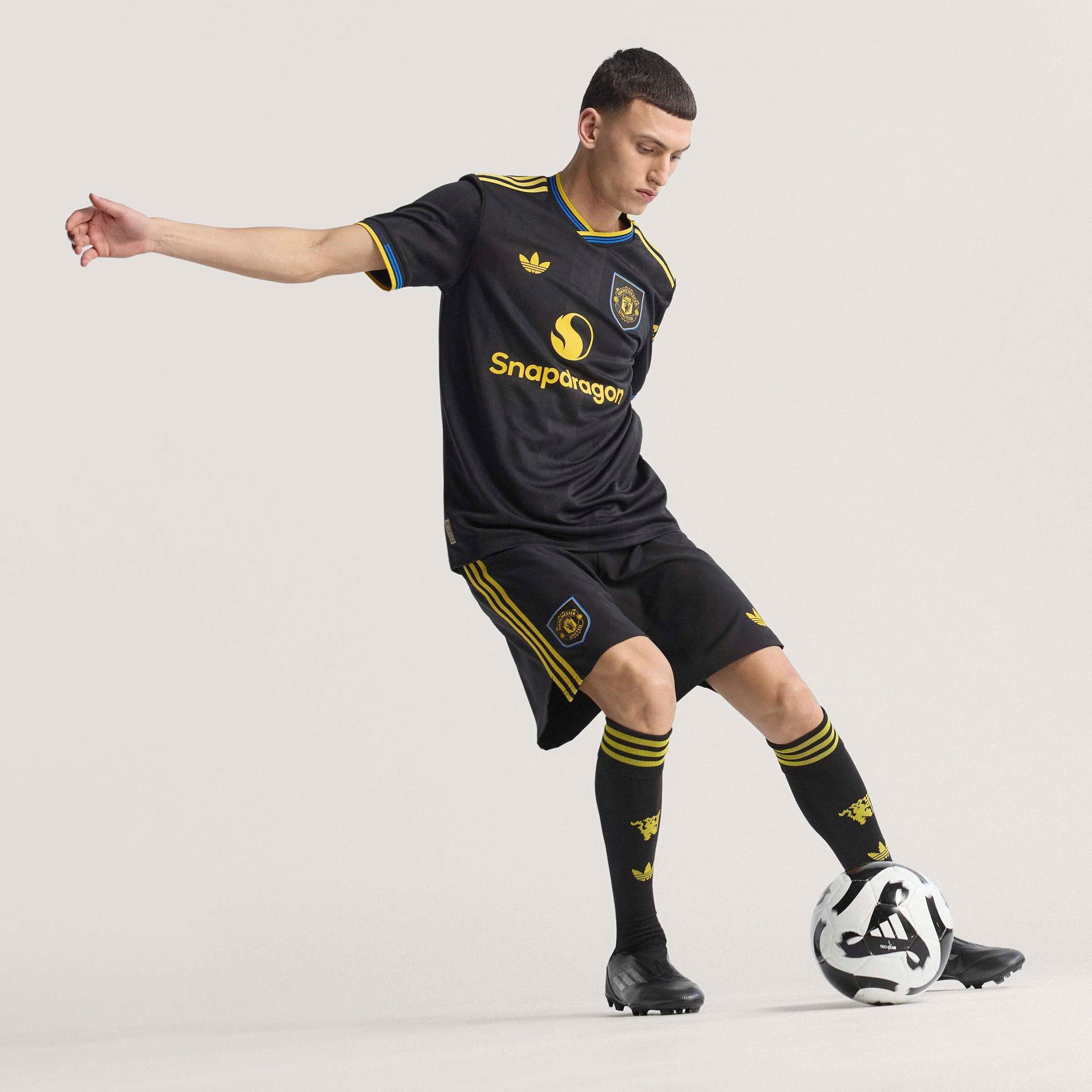 Schwarz - adidas - Manchester United Authentic Third Shirt 2025 2026 Adults - 11