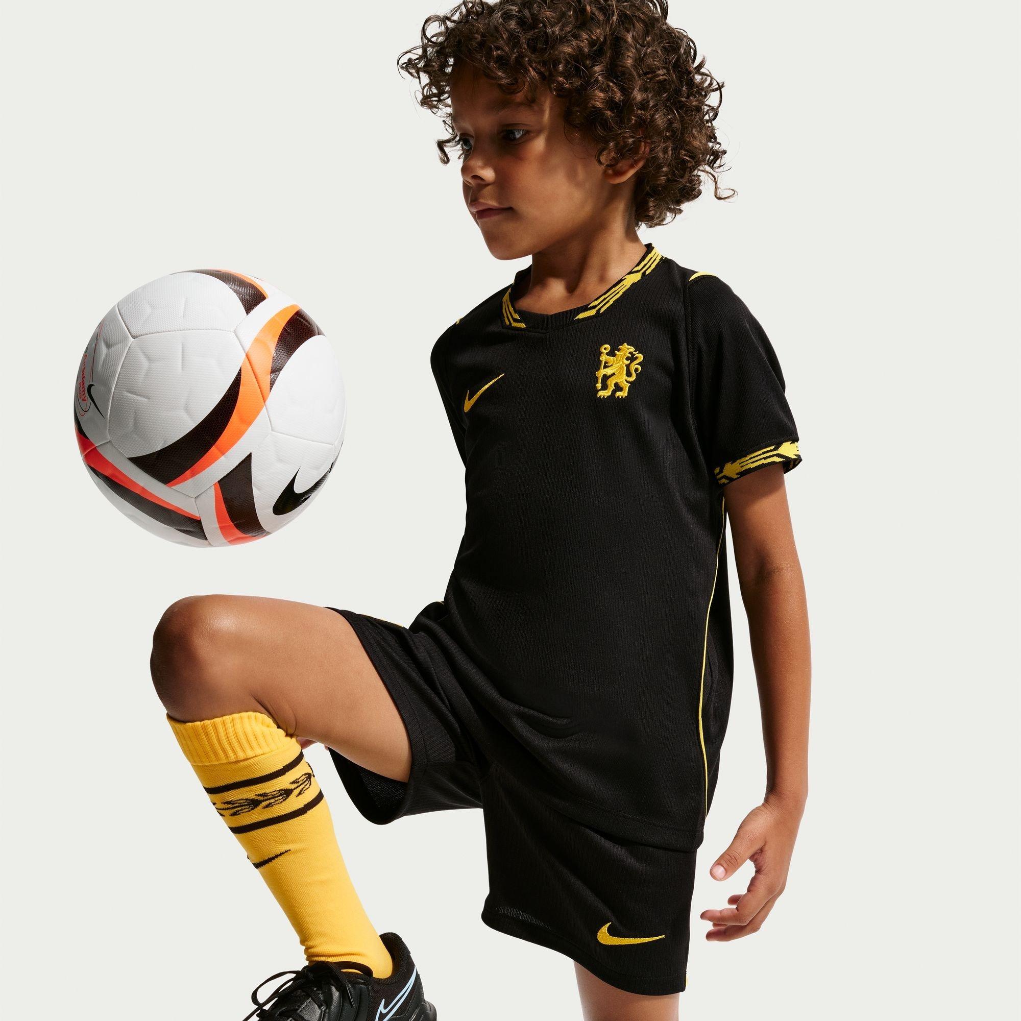 Black/Gold - Nike - Chelsea Away Mini Kit 2026/27 Infants - 7