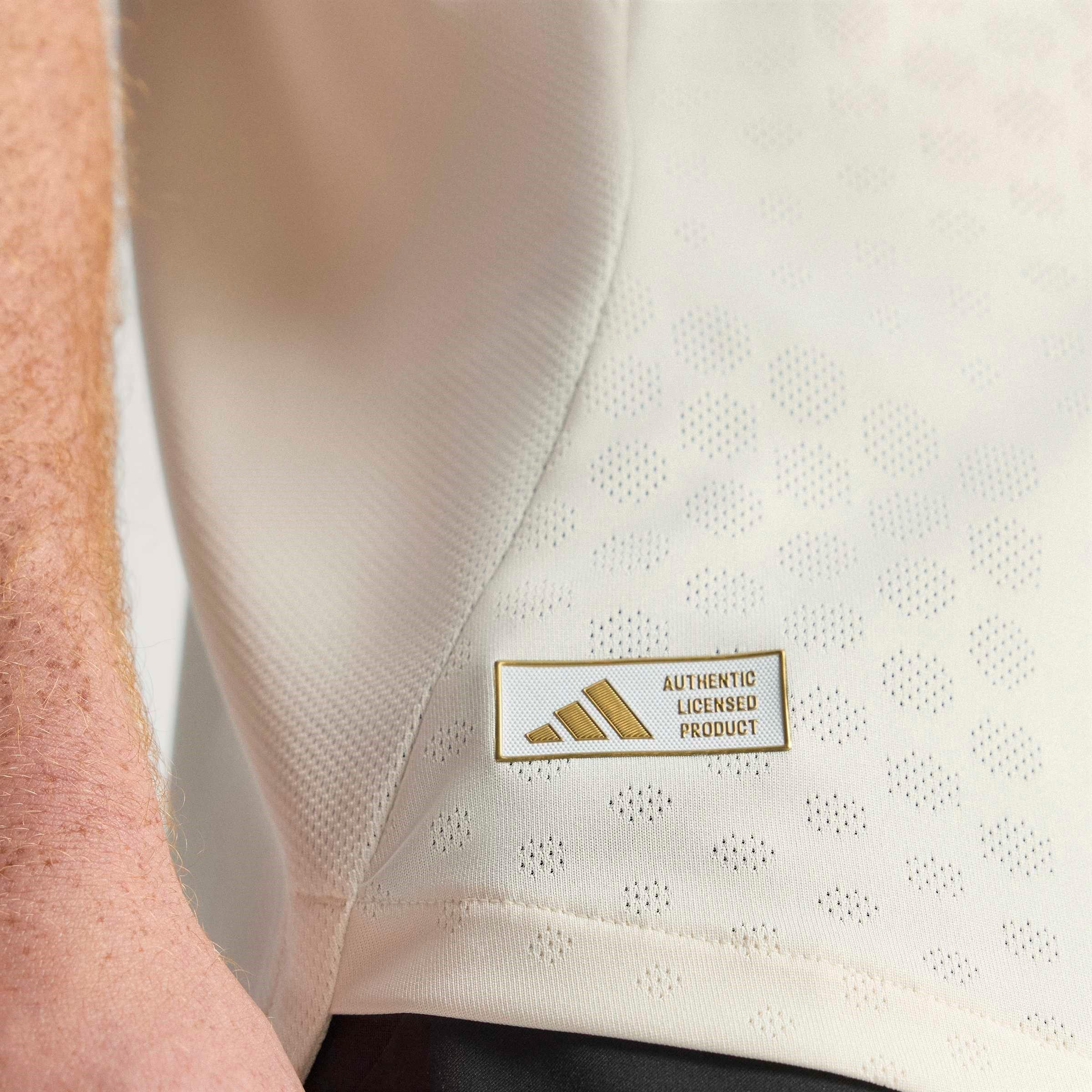 Bianco - adidas - Liverpool Authentic Away Shirt 2025 2026 Adults - 16