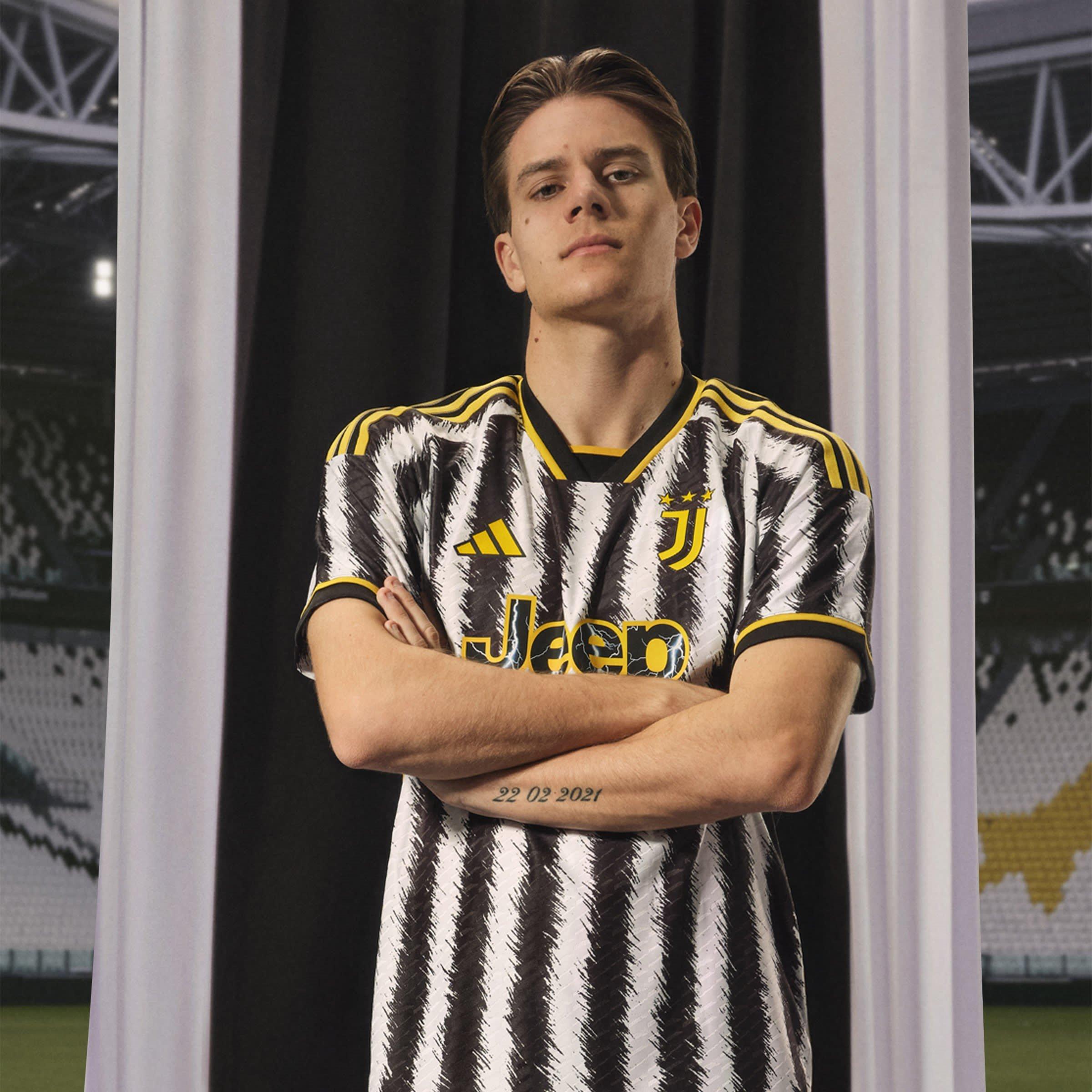 Zwart/Wit - adidas - Juventus Authentic Home Shirt 2023 2024 Adults - 16