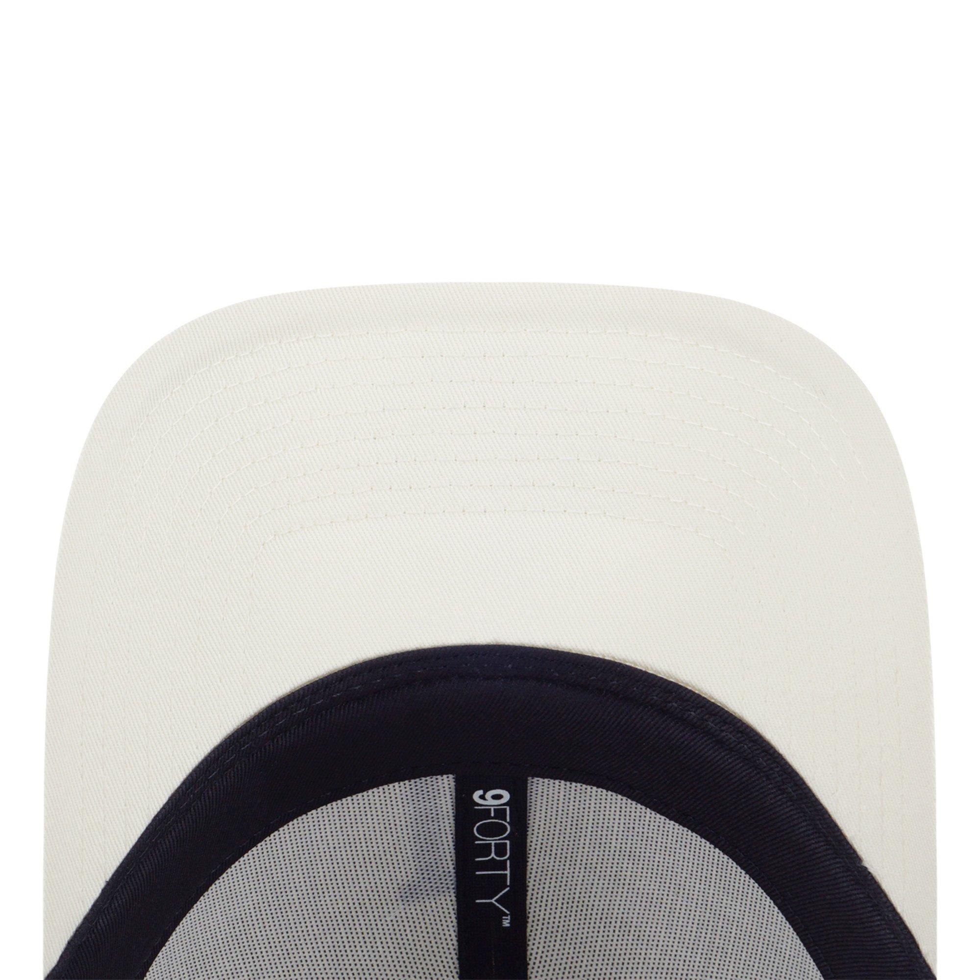 CHROME WHITE - New Era - 9FORTY Los Angeles Dodgers Metal Badge Cap - 4