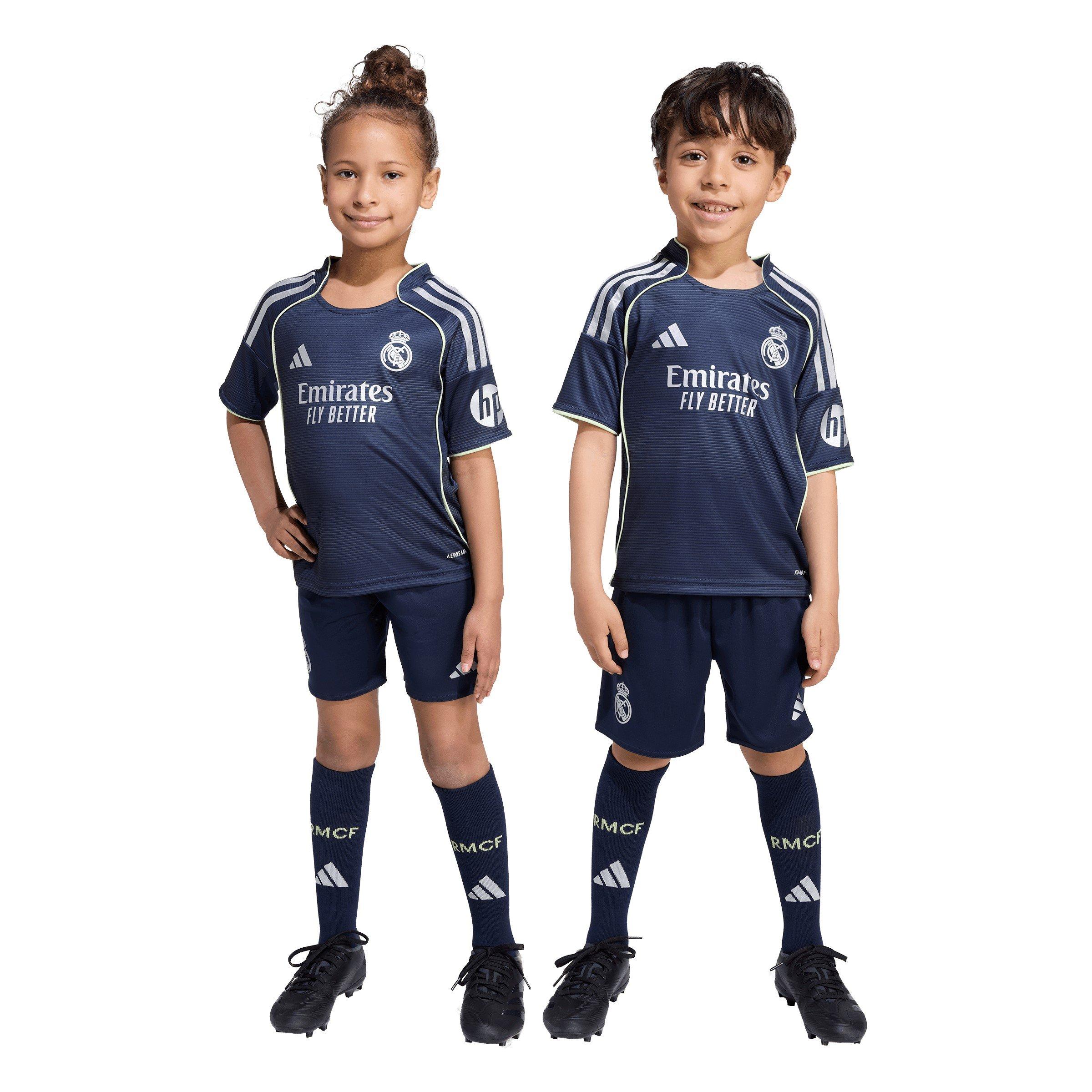 Sort - adidas - Real Madrid Away Mini Kit 2025 2026 Infants - 4