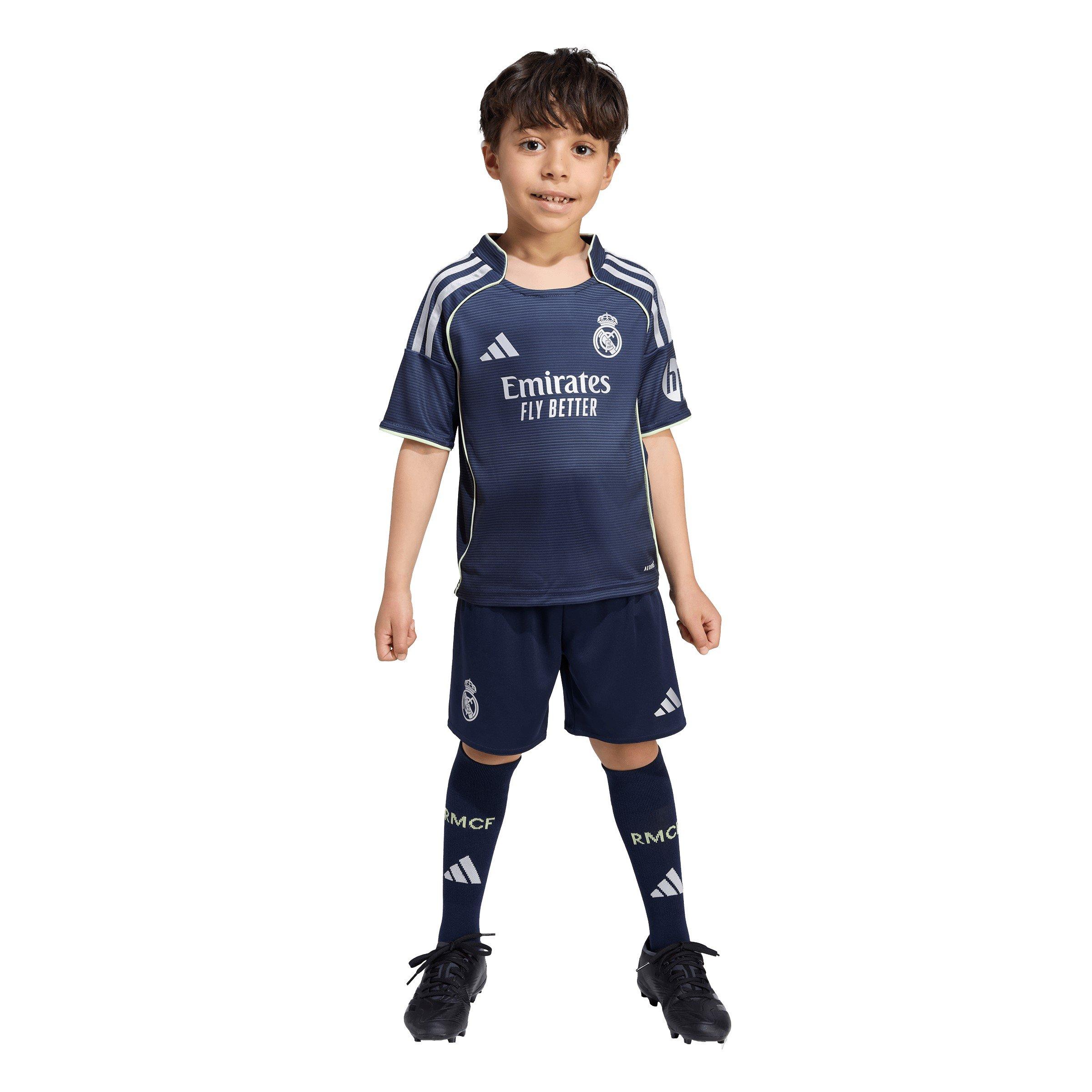 Sort - adidas - Real Madrid Away Mini Kit 2025 2026 Infants - 6