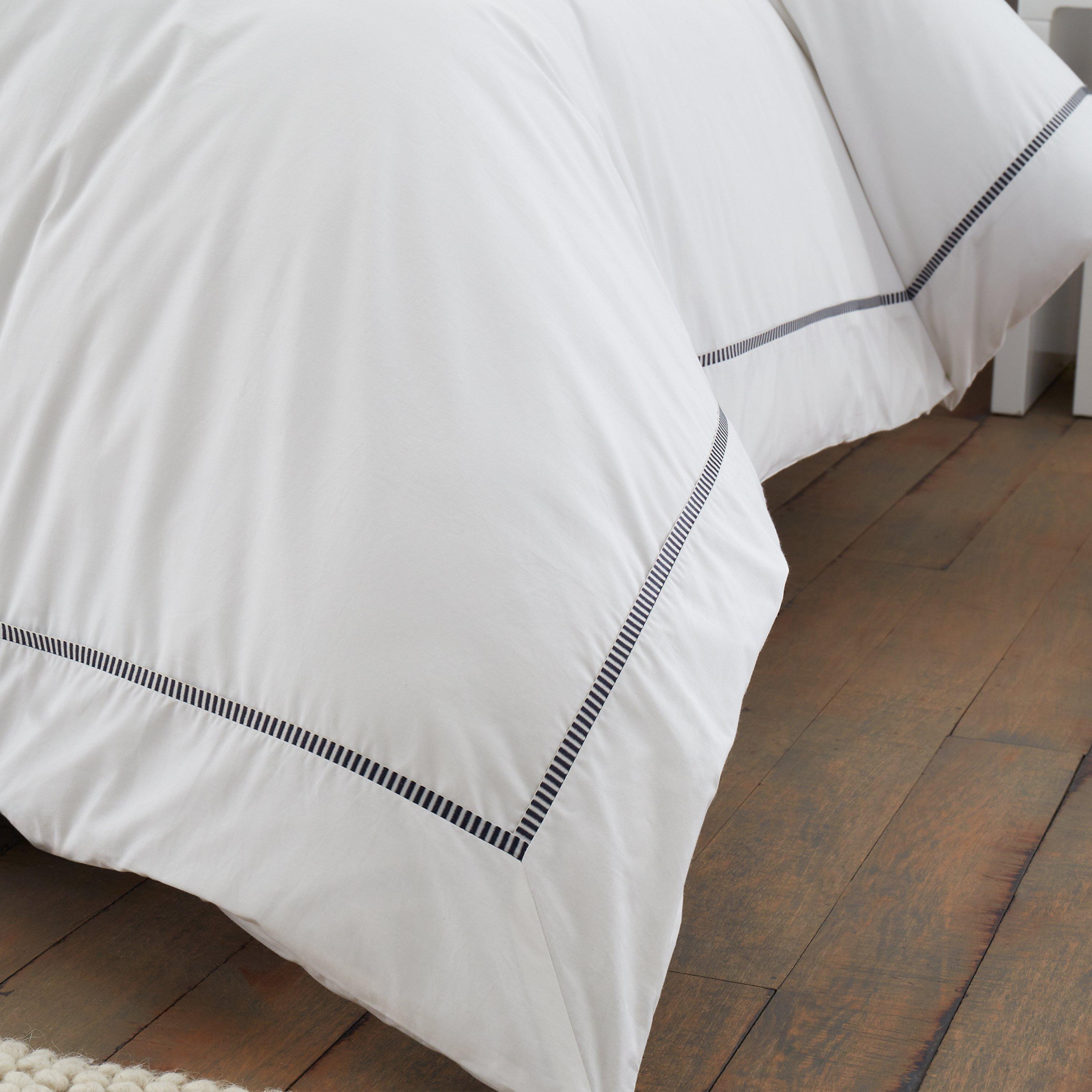White / Black - Bianca - Contrast Trim 200 TC Cotton Duvet Cover Set - 4
