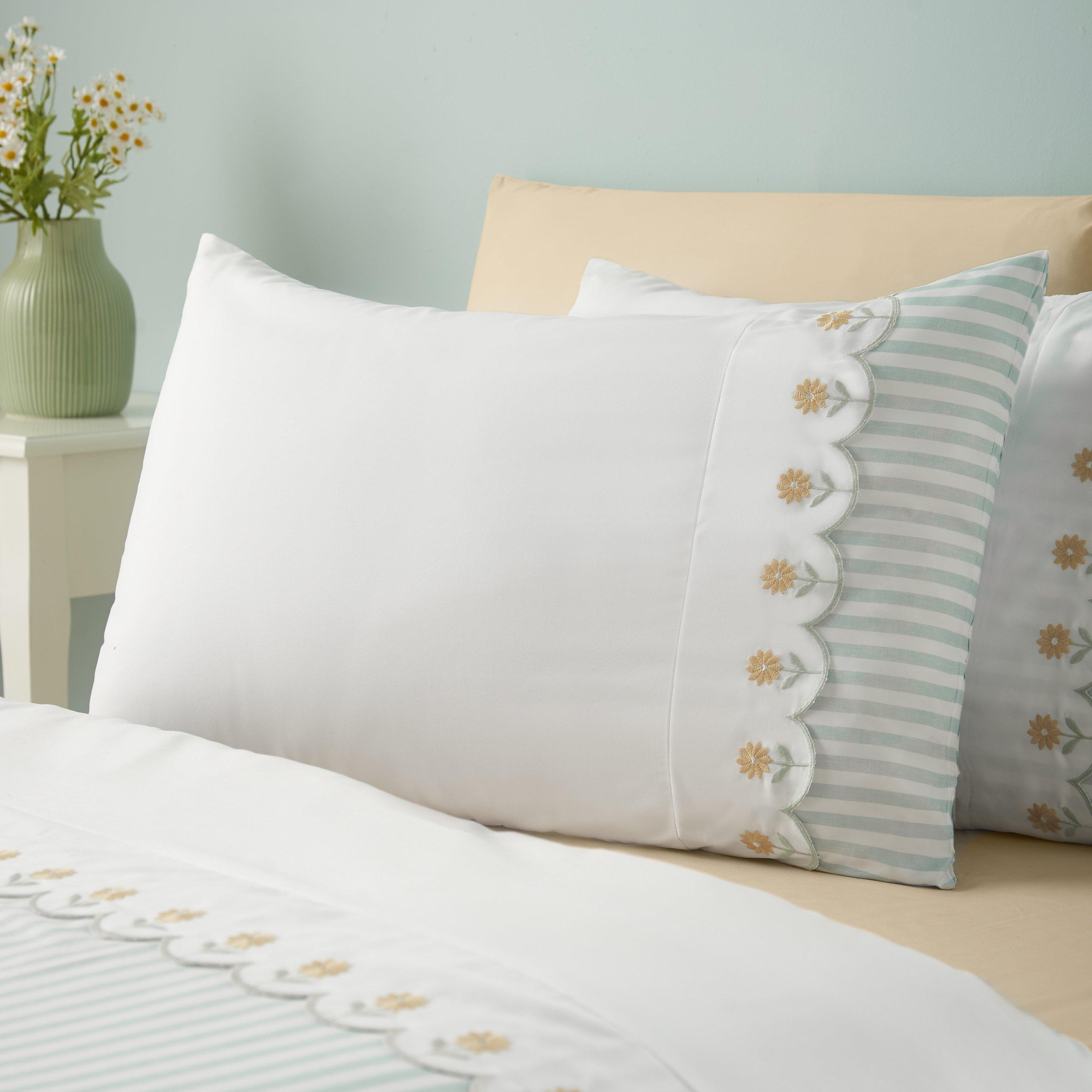 Sage Green - Catherine Lansfield - Embroidered Daisy Soft Touch Duvet Cover Set - 2