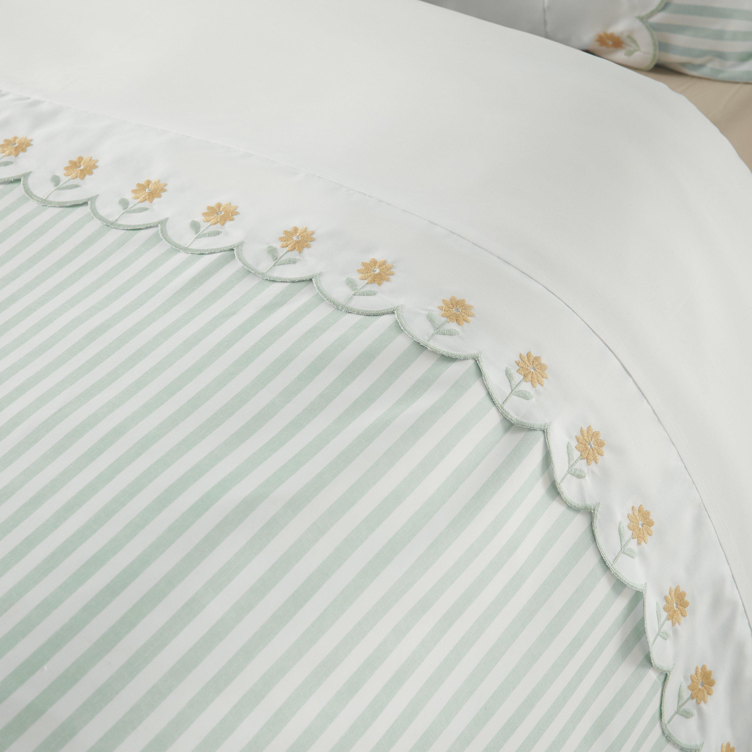Sage Green - Catherine Lansfield - Embroidered Daisy Soft Touch Duvet Cover Set - 3