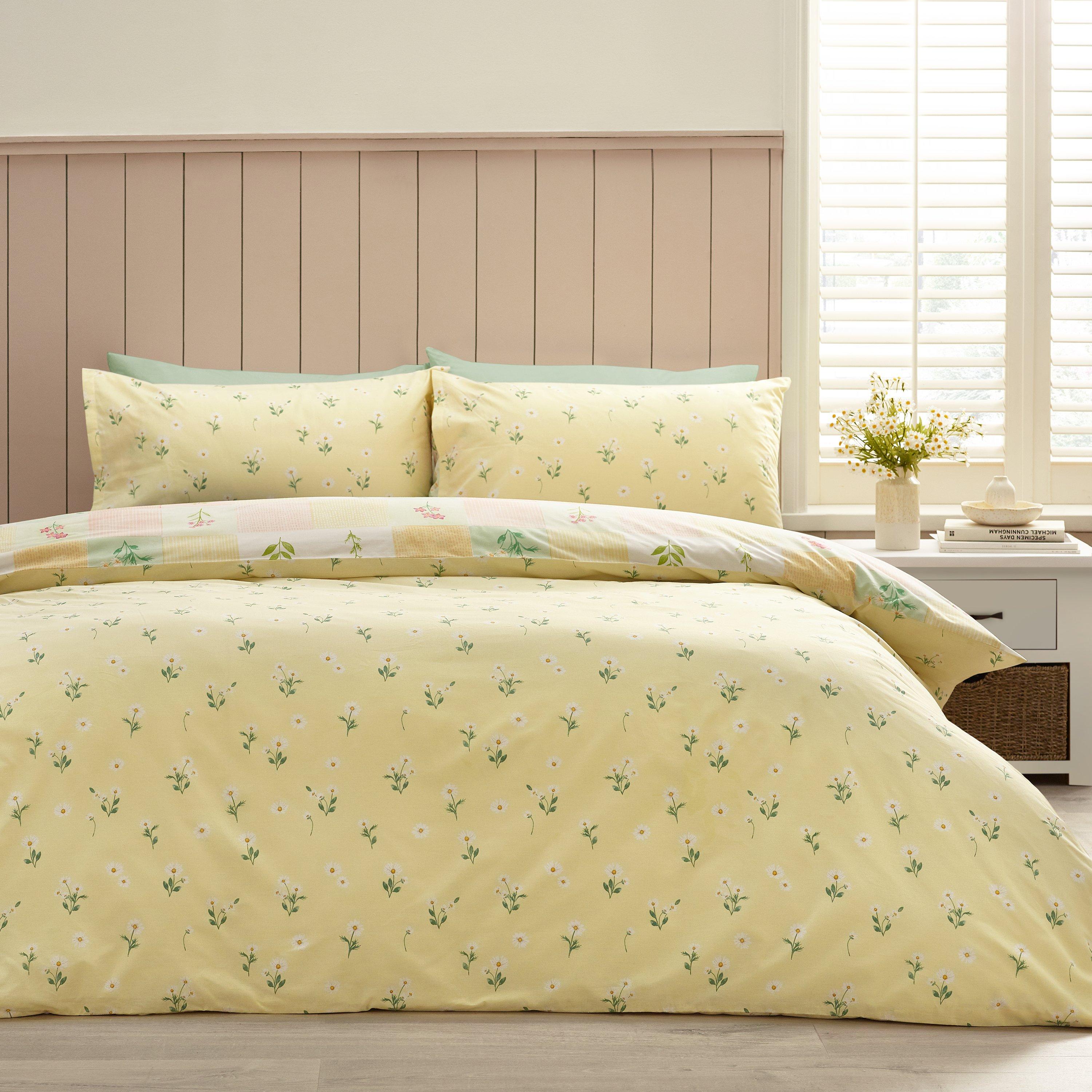 Yellow - Catherine Lansfield - Daisy Patchwork Reversible Duvet Cover Set - 2