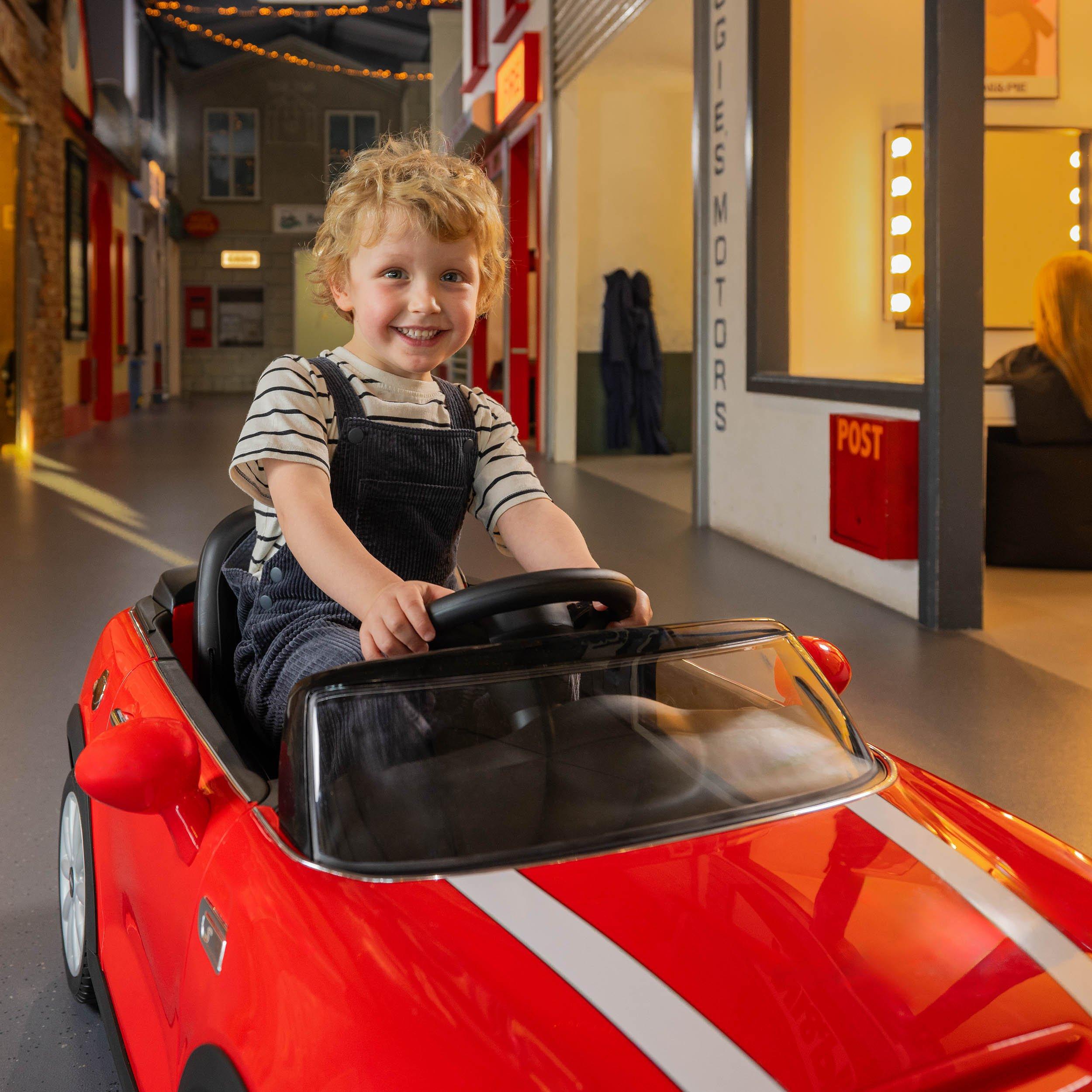 Red - Xootz - Mini Cooper Convertible - Red - 3