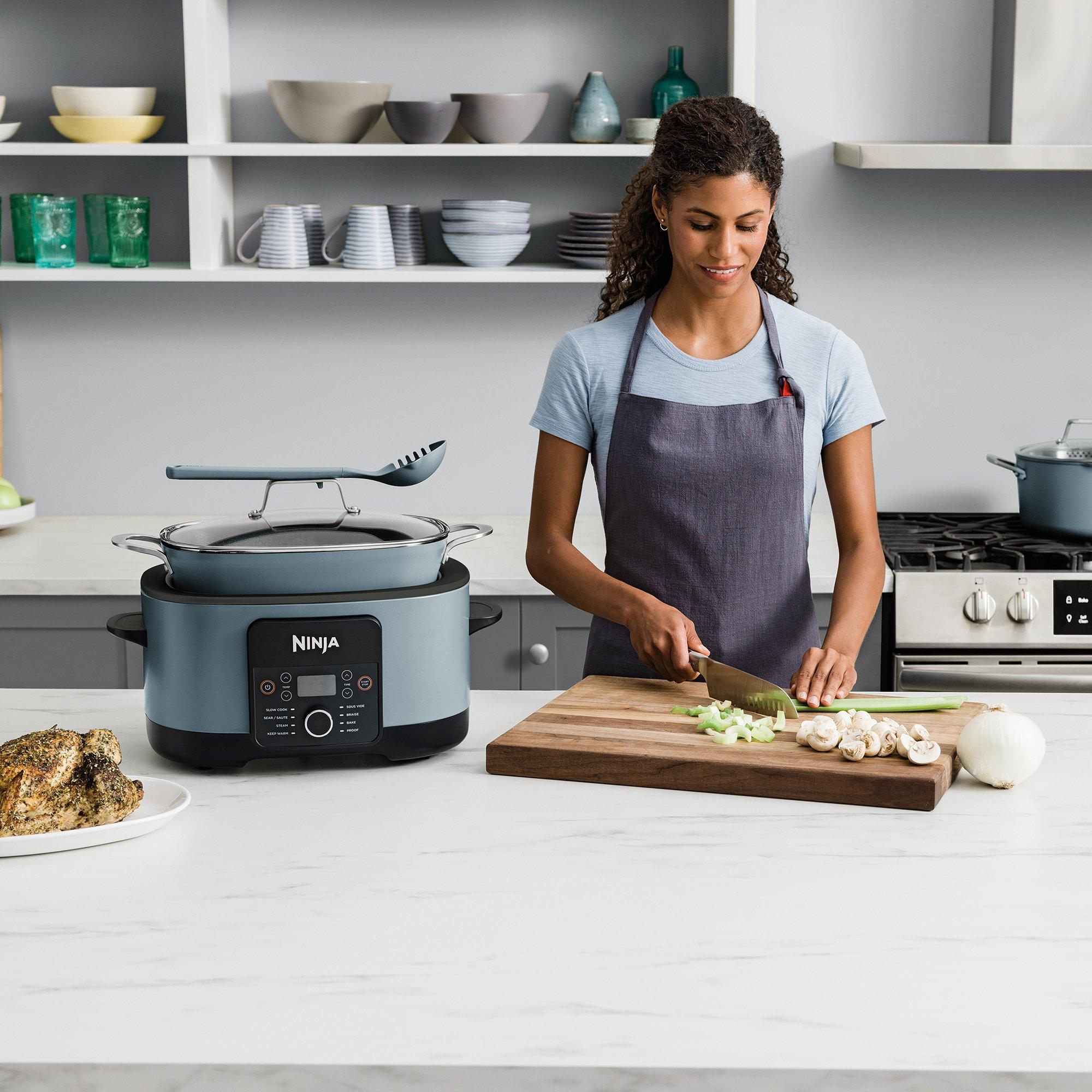 Blue - Ninja - Foodi 8-in-1 PossibleCooker, Sea Salt Grey - 4