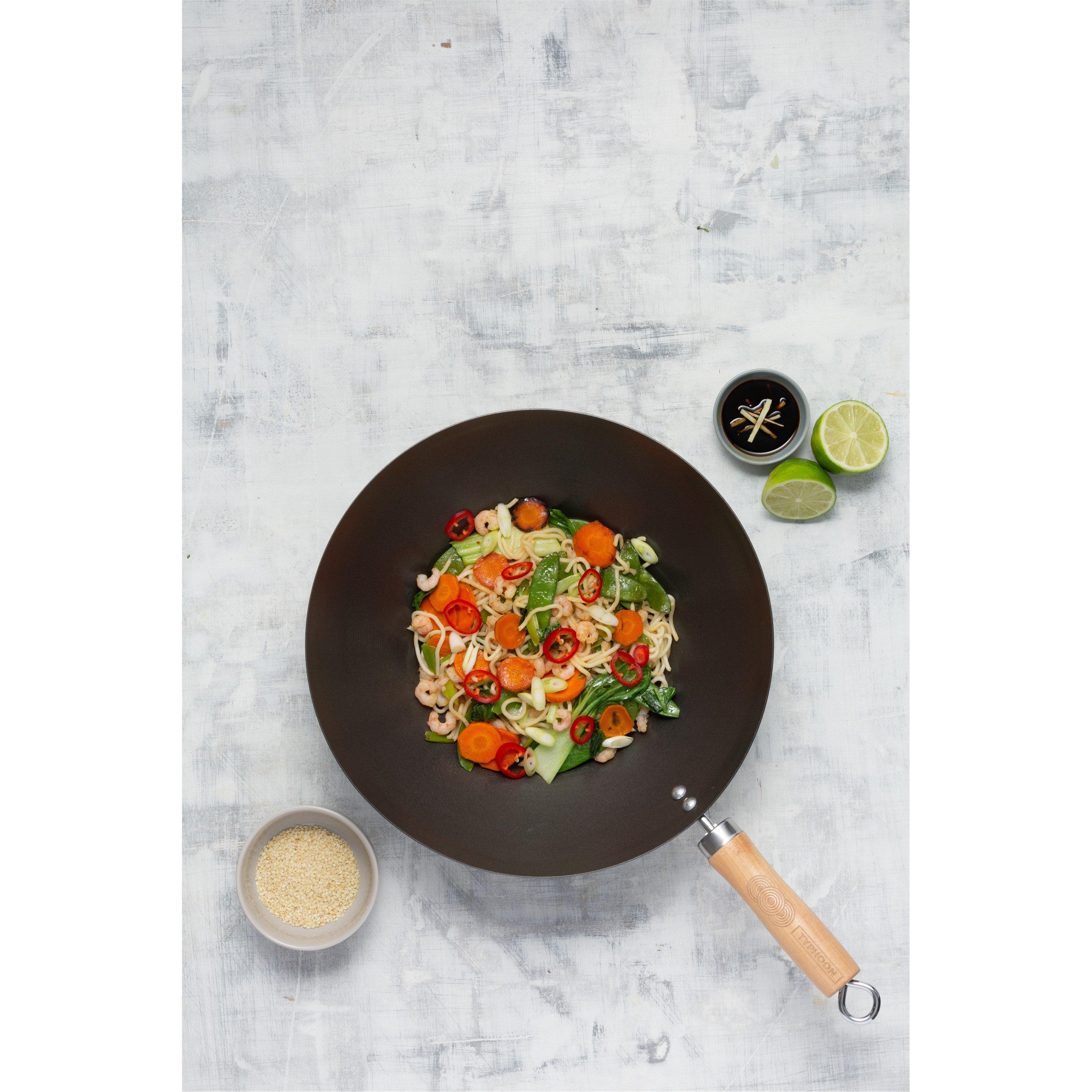 Black - Typhoon - World Foods Wok 31cm - 1