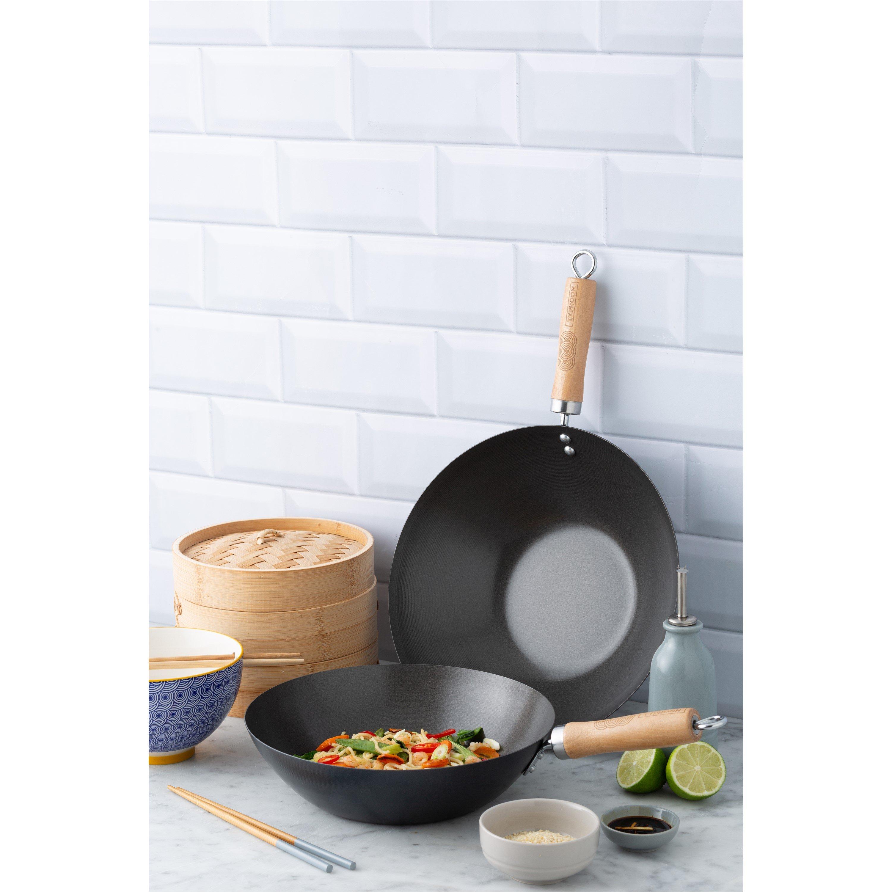 Black - Typhoon - World Foods Wok 31cm - 2