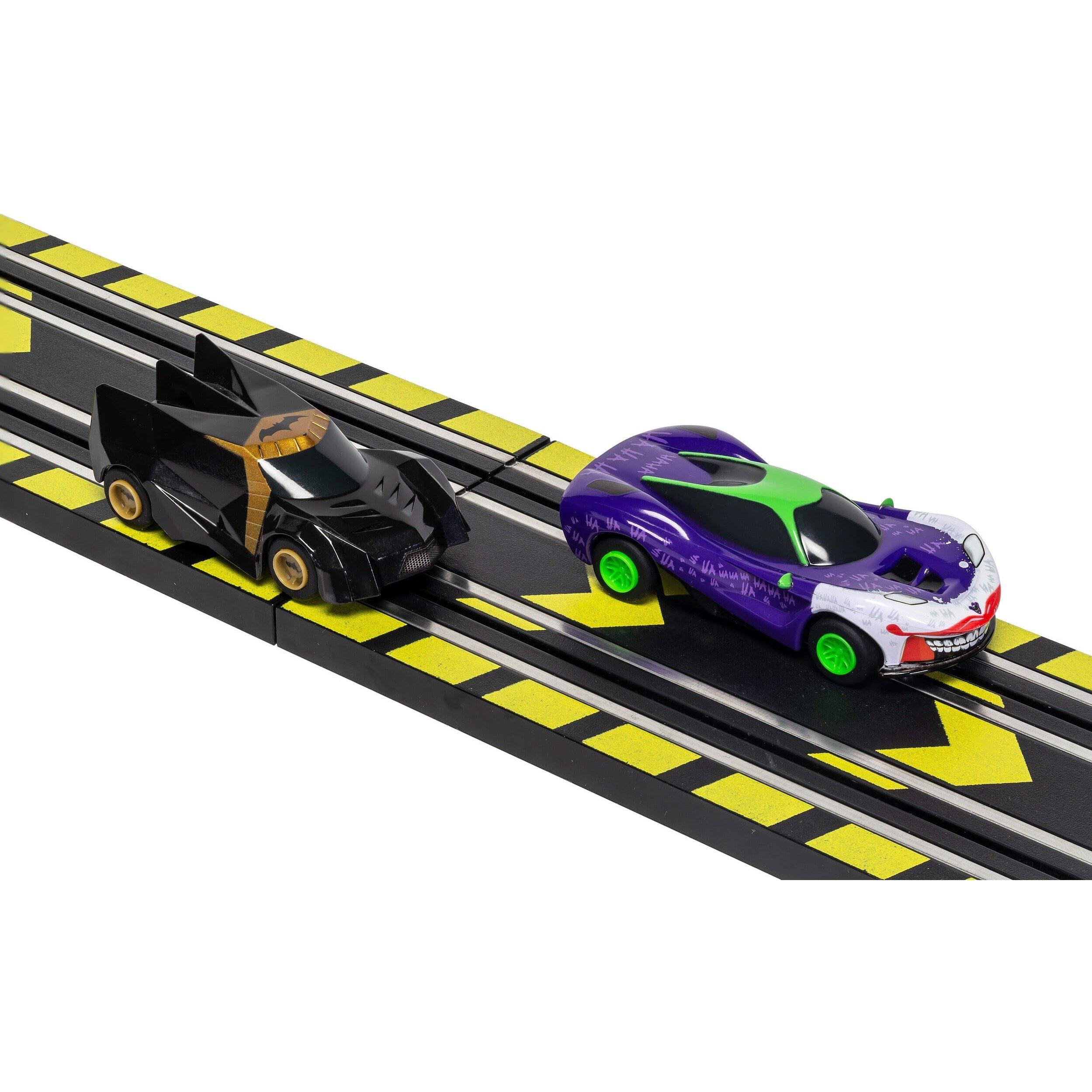Merchandise - Scalextric - Micro Scalextric Batman vs Joker Set - 3