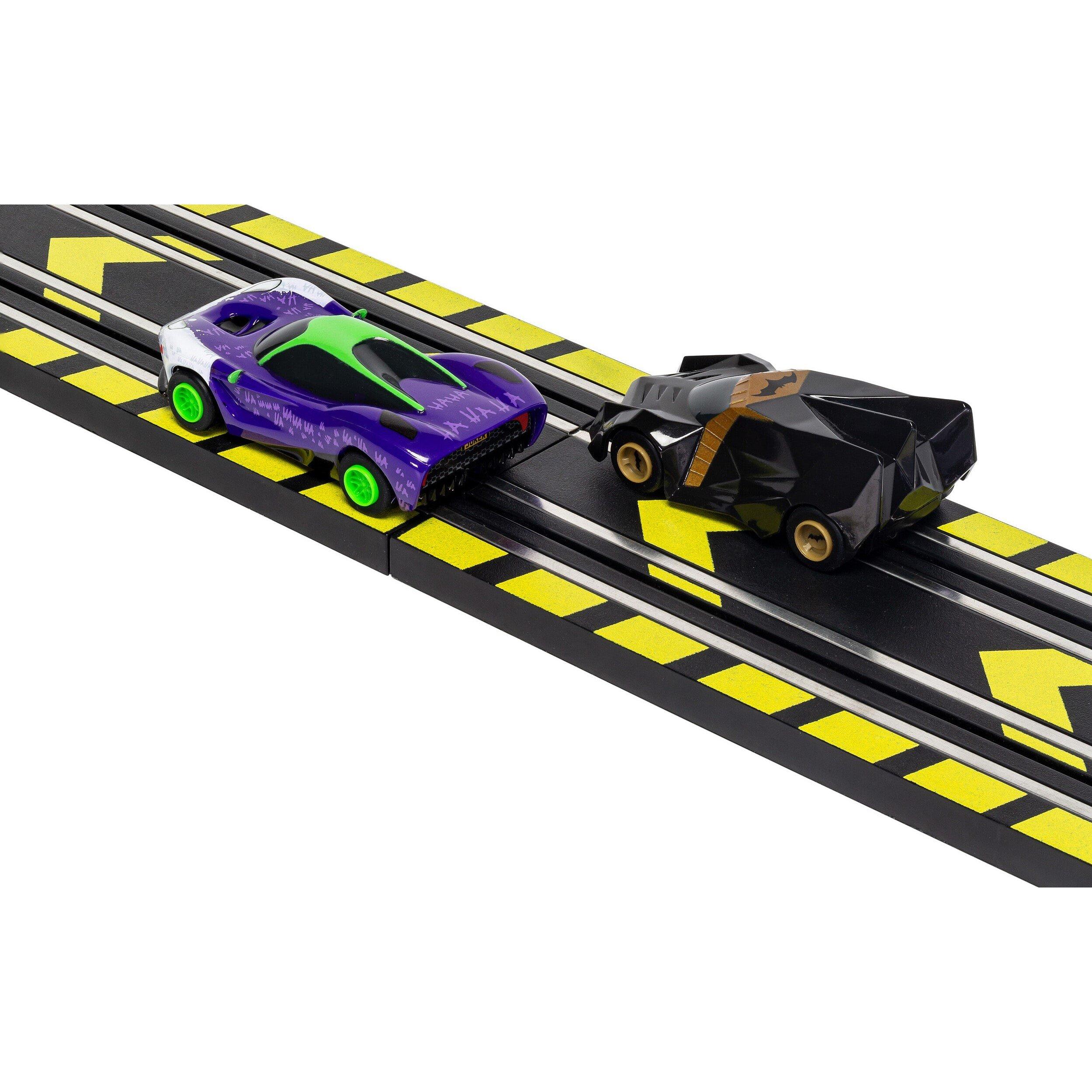 Merchandise - Scalextric - Micro Scalextric Batman vs Joker Set - 4