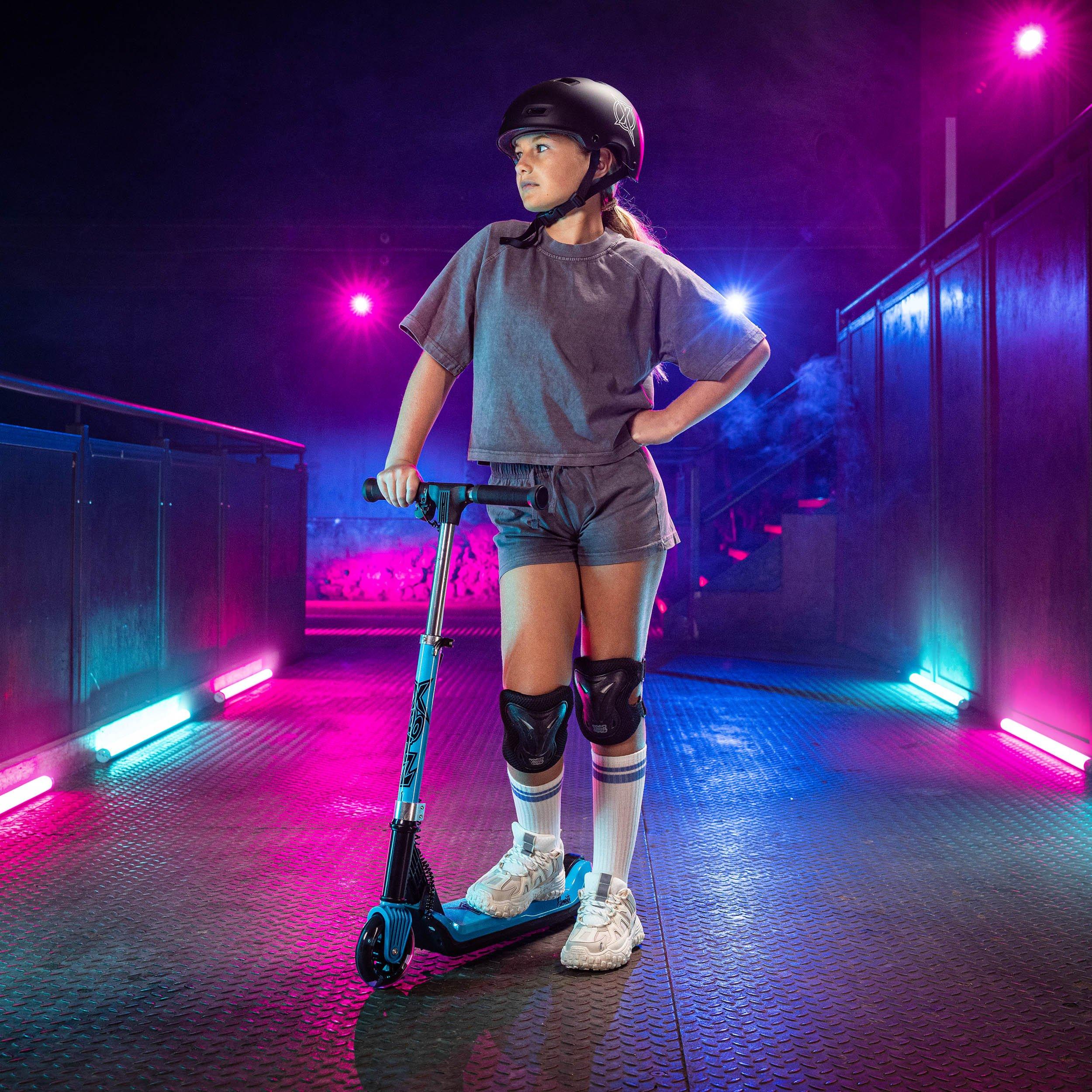 Black And Blue - Xootz - Elements Electric Scooter Lithium - Blue - 2