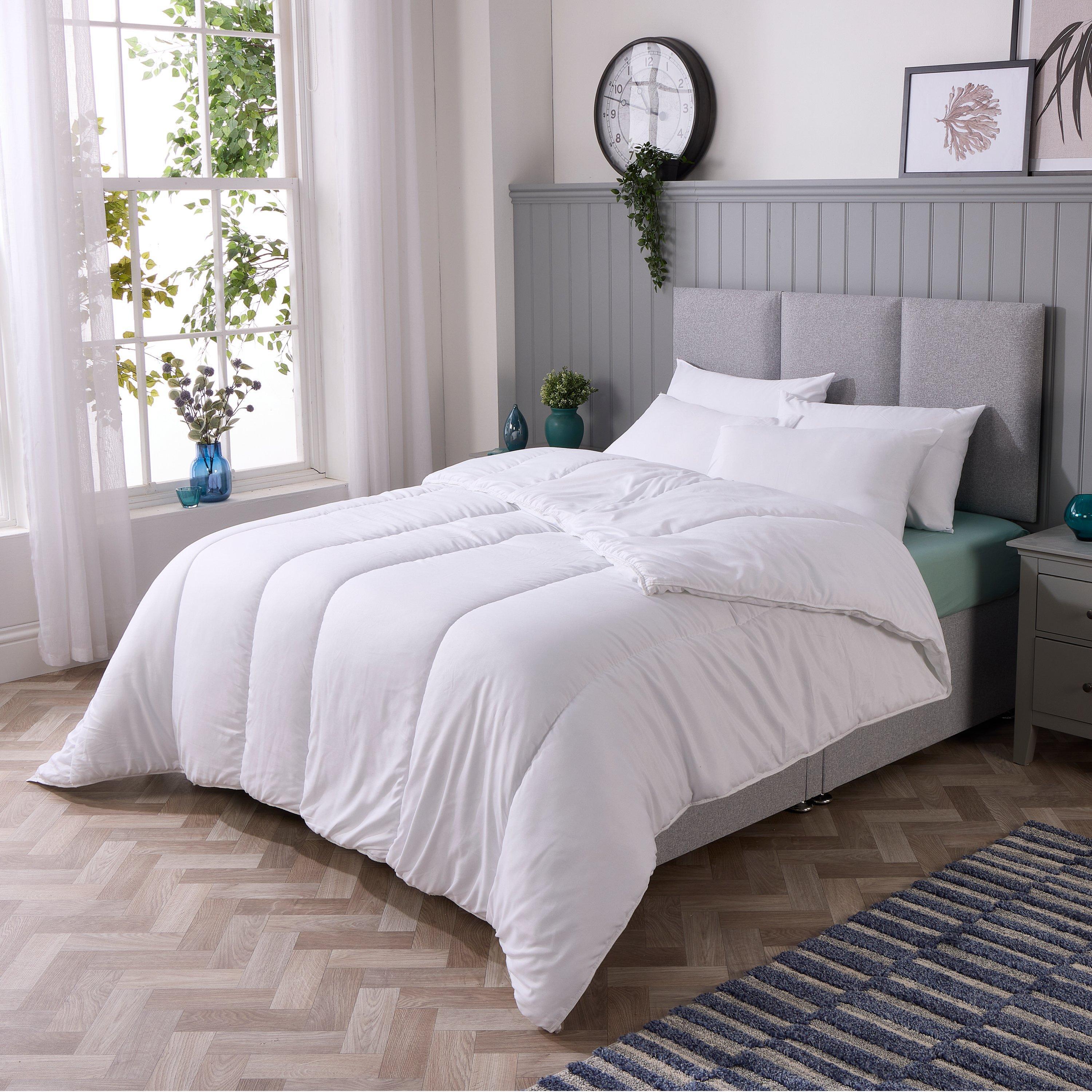 White - Downland - Soft Like Down 7.5 tog Duvet - 3