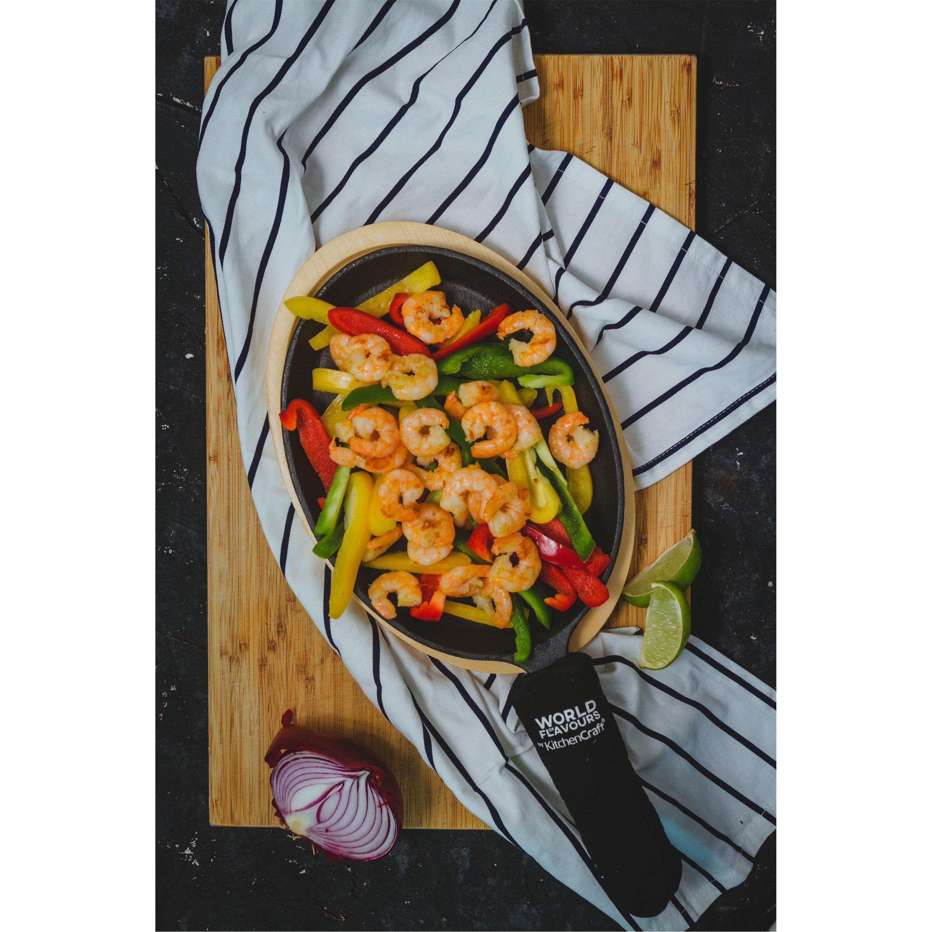 Black - KitchenCraft - KitchenCraft Cast Iron Fajita Sizzler - 3