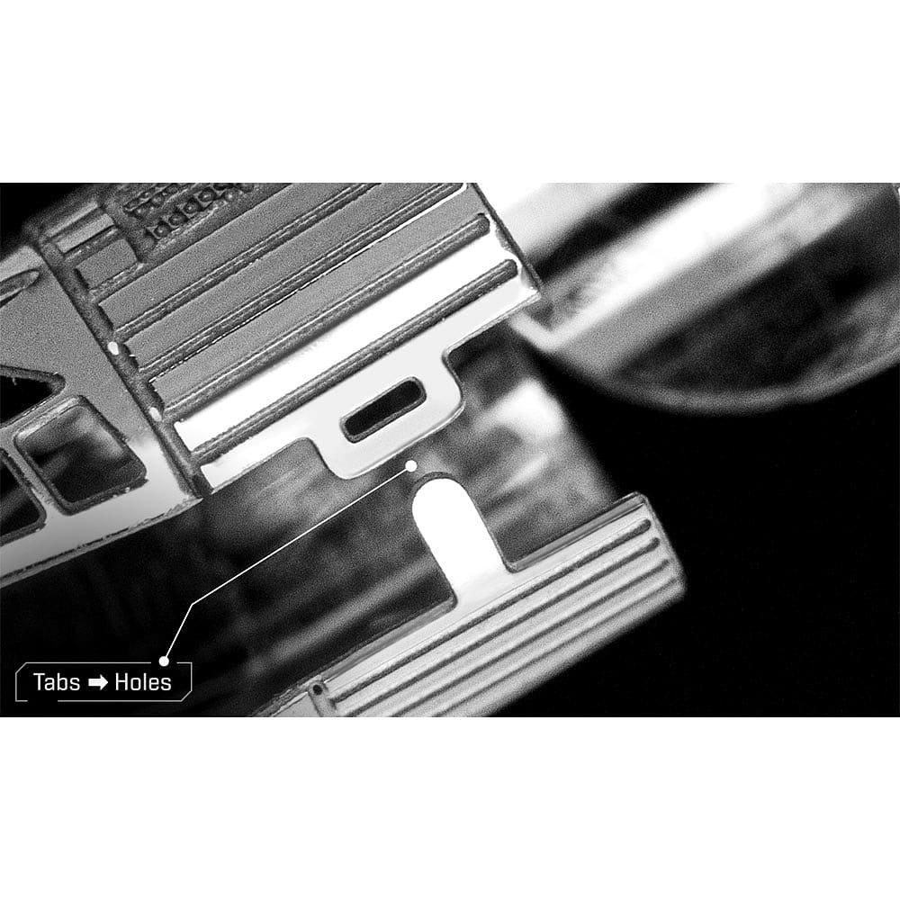 Merchandise - Star Wars - Metal Earth - Millennium Falcon 3D Model Kit - 5