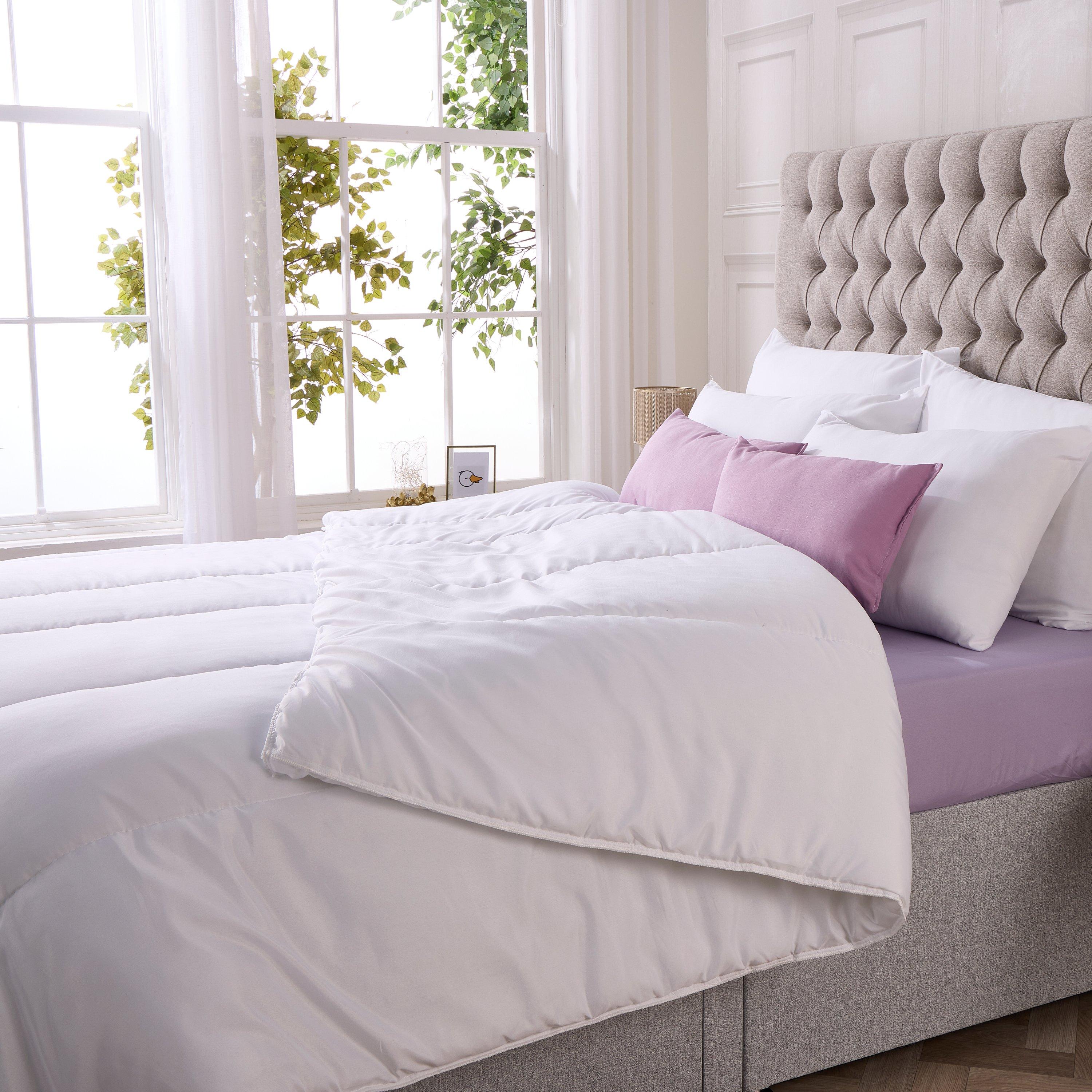 White - Downland - Superbounce 7.5 tog Duvet - 3