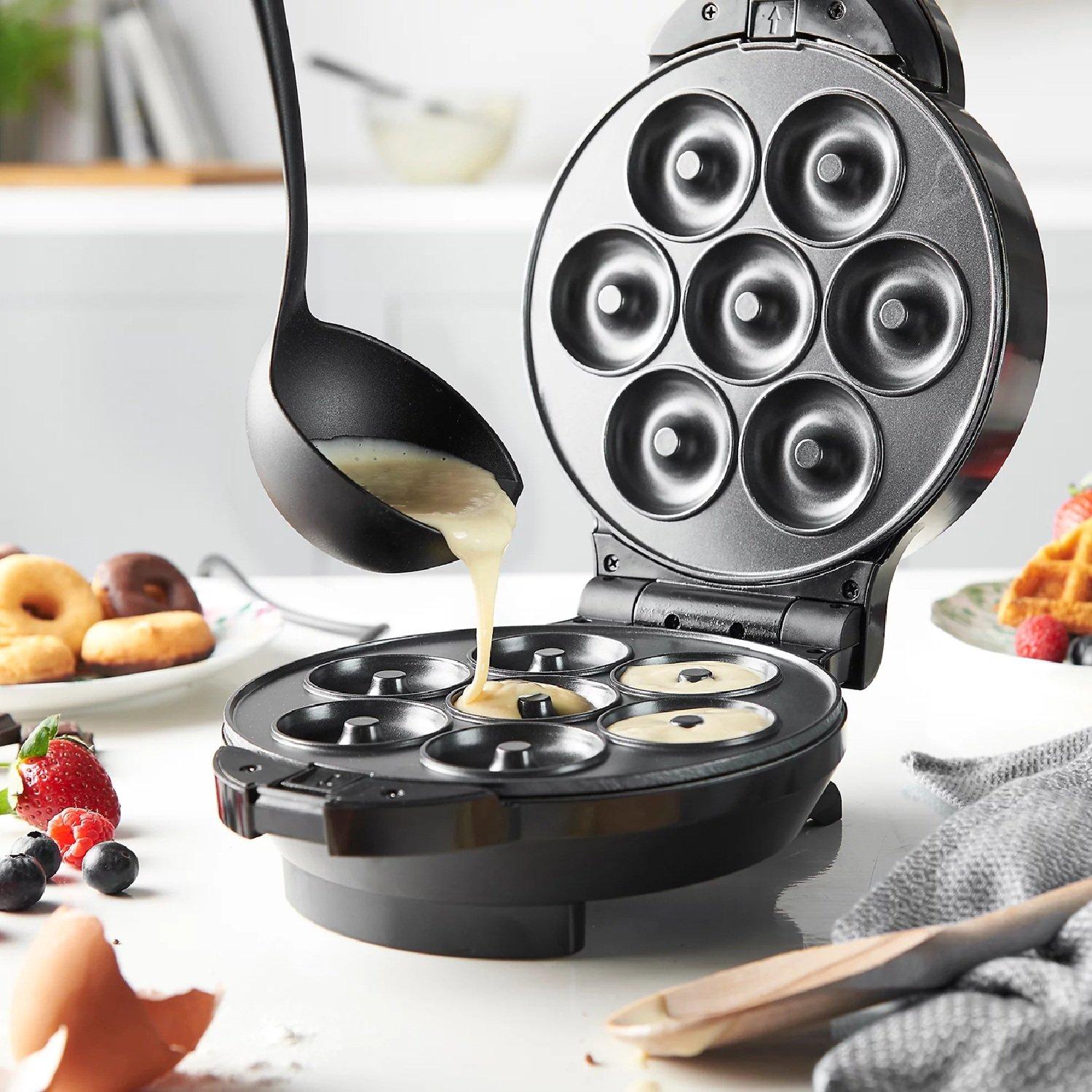 Black - VonShef - Doughnut Brownie & Waffle Maker - 8