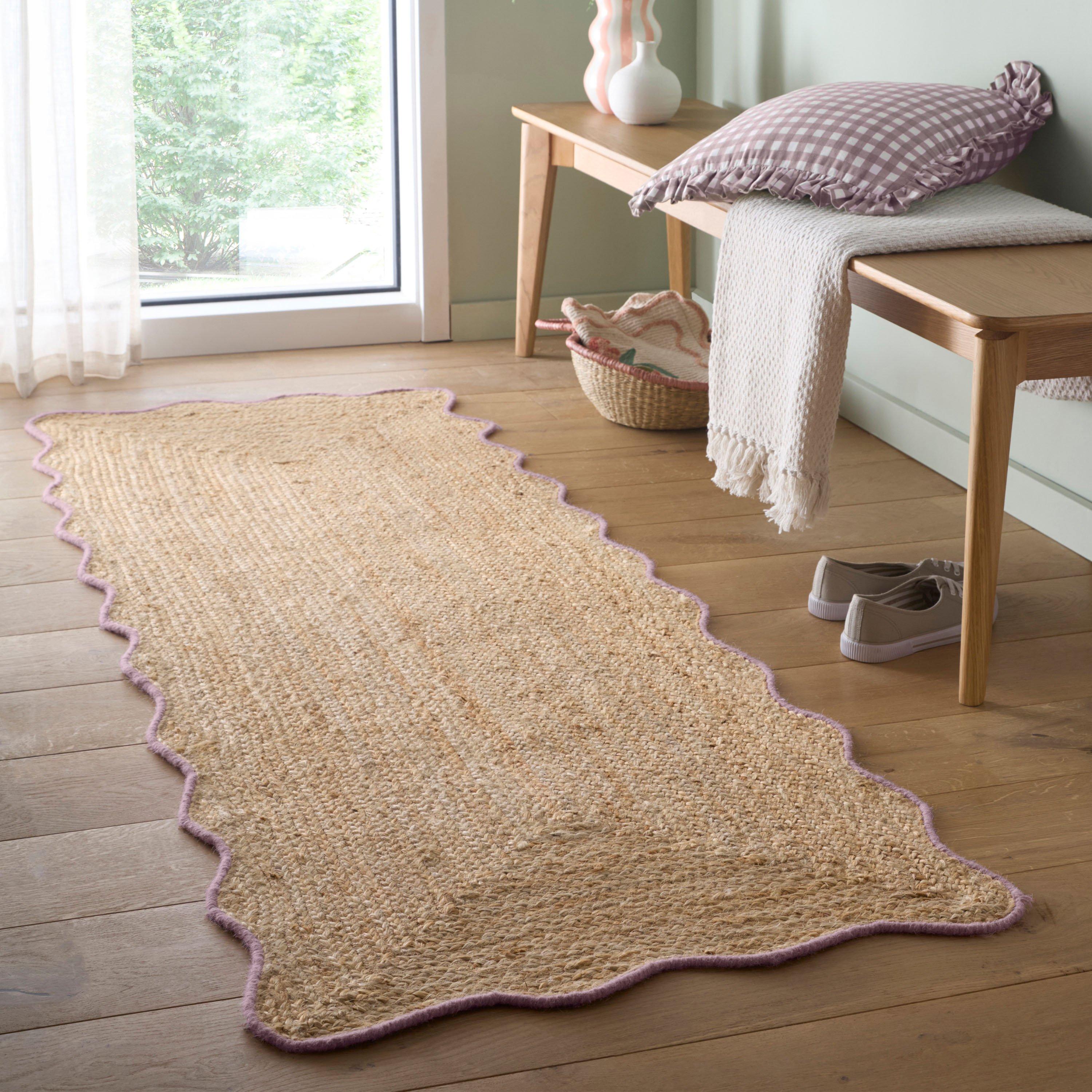 Jute Scalloped Edge Rug